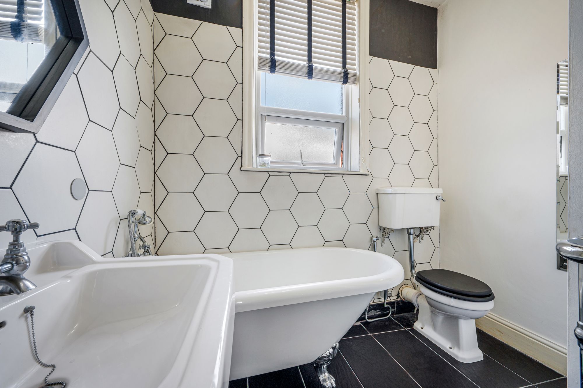 3 bed end of terrace house for sale in Devonshire Road, Bolton  - Property Image 16