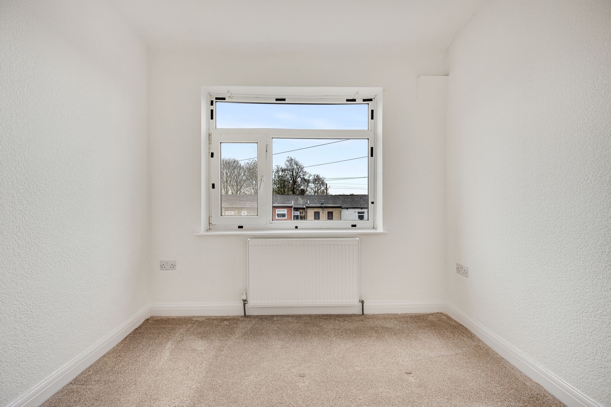 3 bed terraced house to rent in Third Avenue, Bury 10