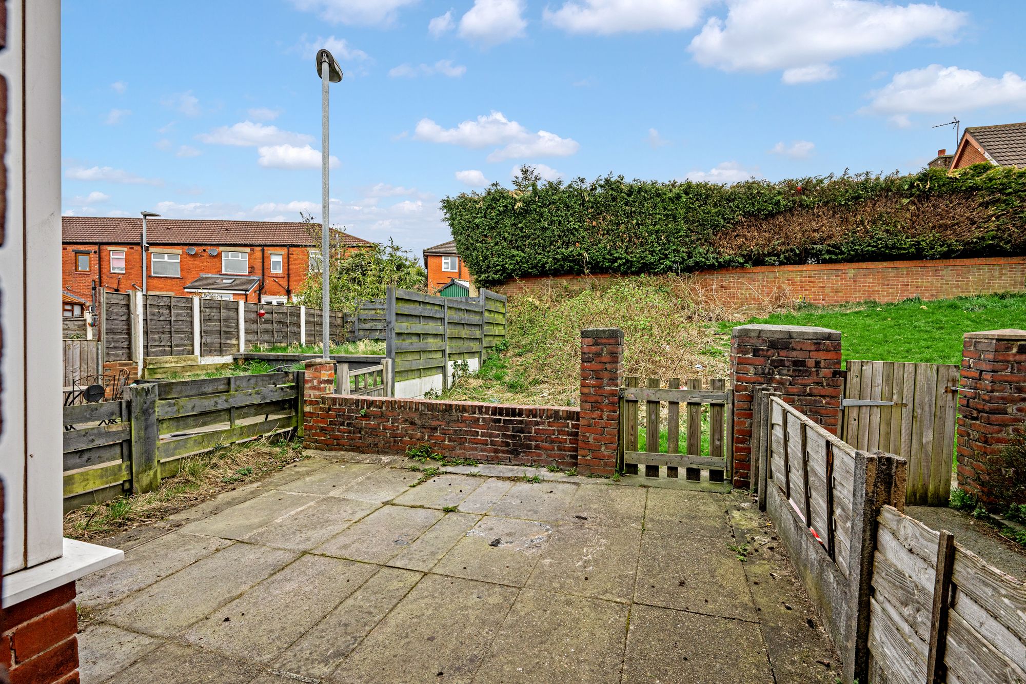 3 bed terraced house to rent in Third Avenue, Bury 3