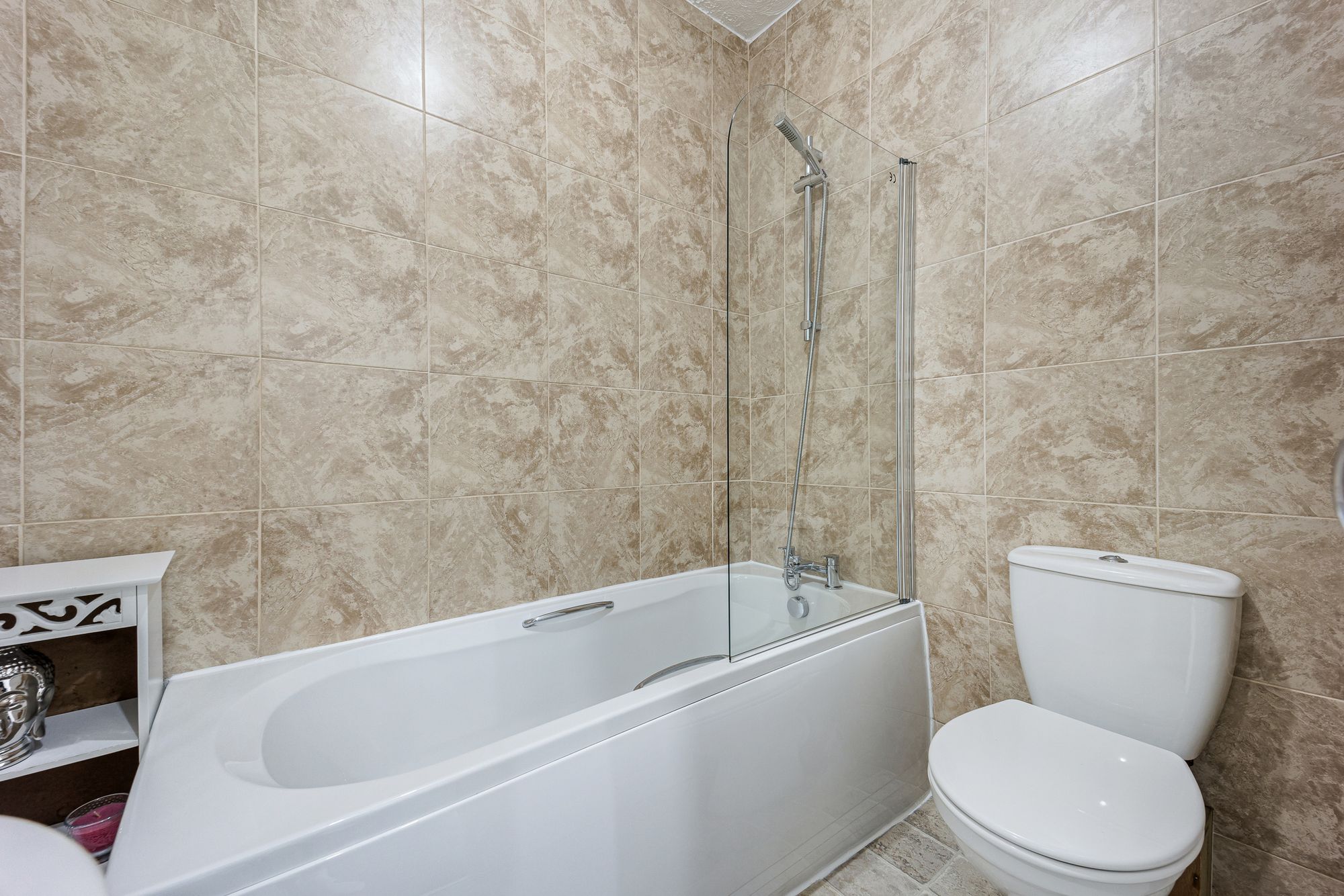 3 bed terraced house to rent in Essex Street, Bolton 13