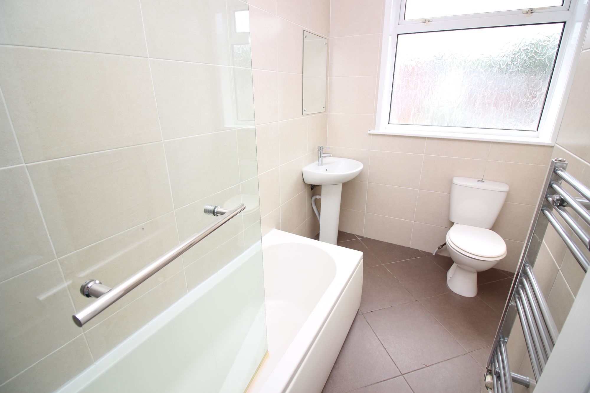 2 bed terraced house to rent in Park Road, Manchester  - Property Image 6