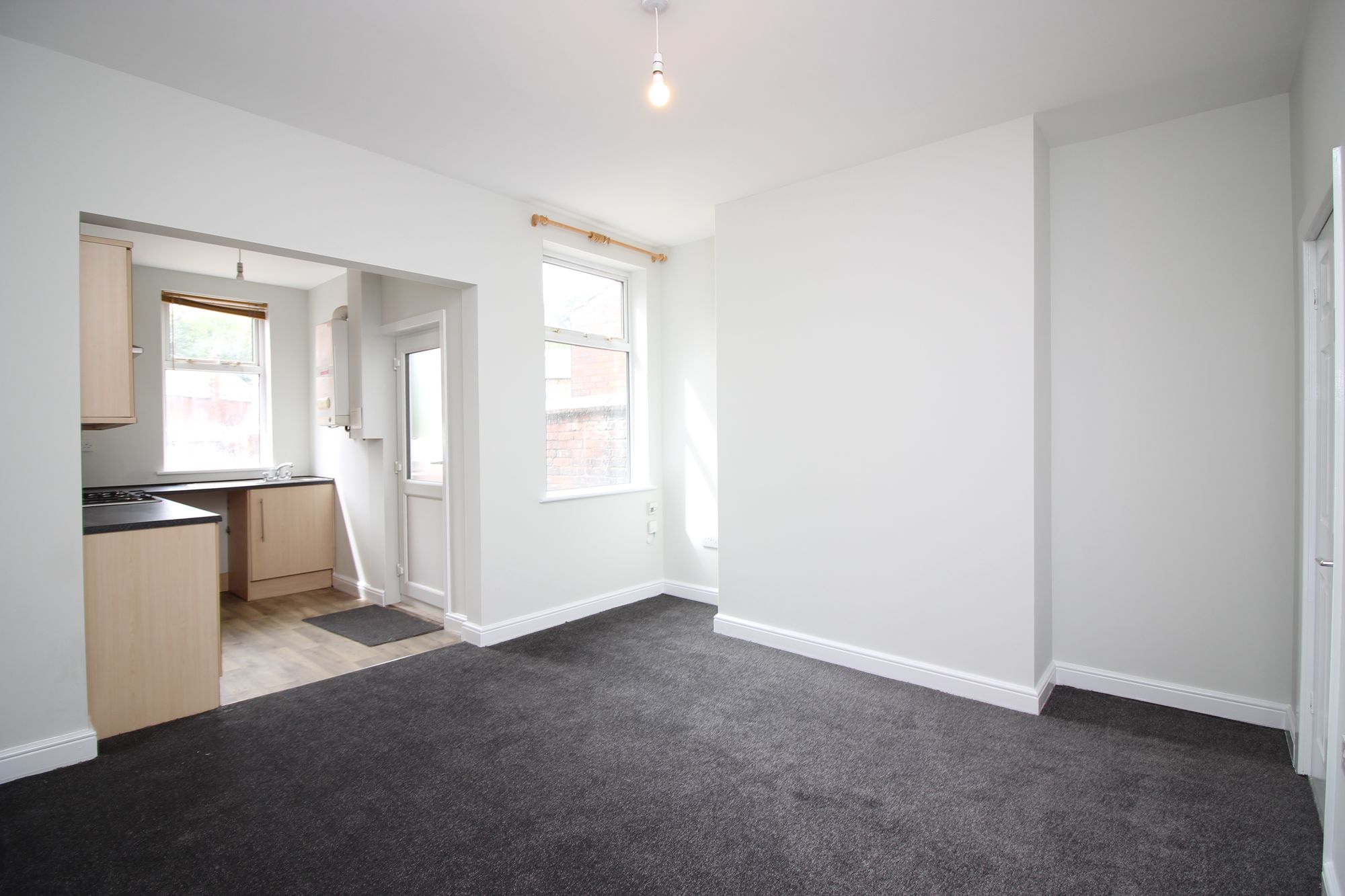 2 bed terraced house to rent in Park Road, Manchester 2