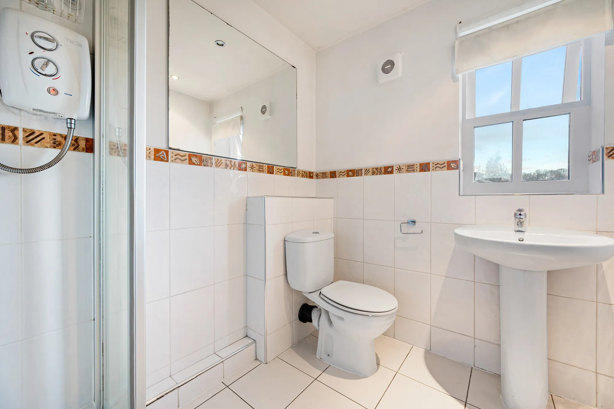 3 bed terraced house for sale in Cross Street, Bury  - Property Image 15