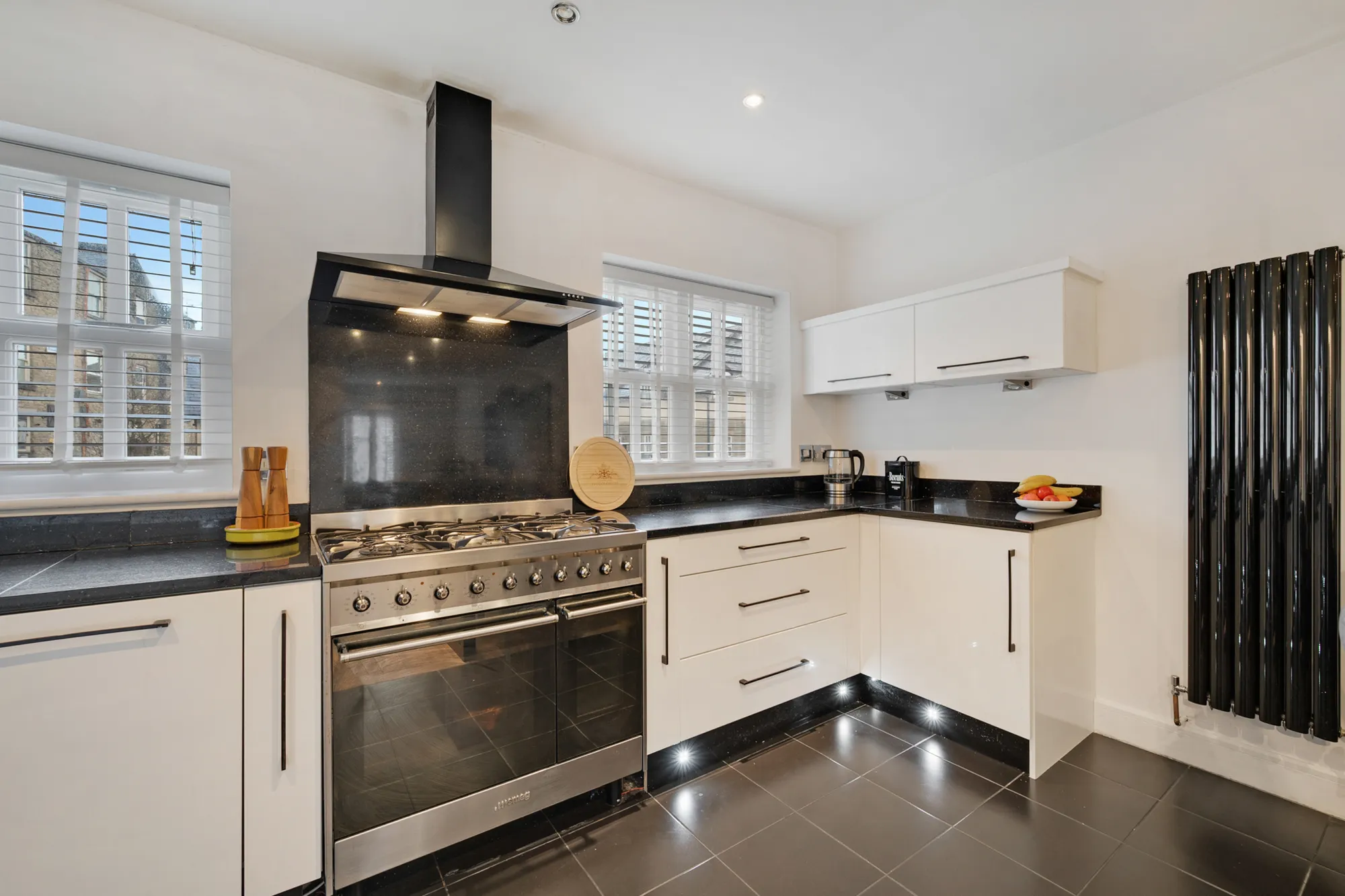 3 bed terraced house for sale in Cross Street, Bury  - Property Image 8