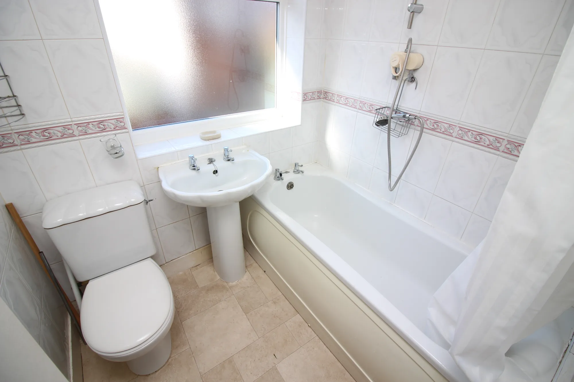 3 bed terraced house to rent in Greenside Lane, Manchester  - Property Image 9