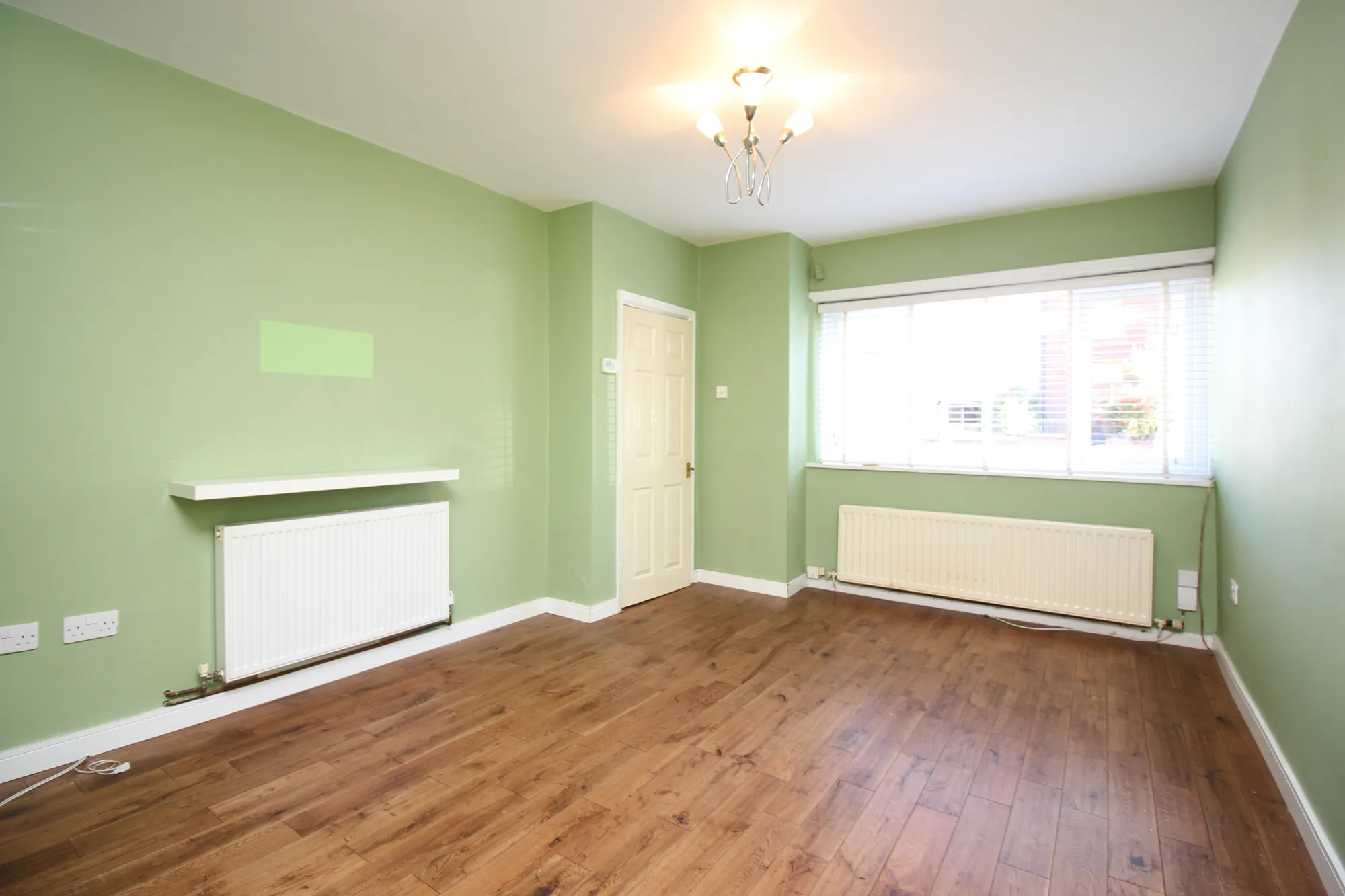 3 bed terraced house to rent in Greenside Lane, Manchester  - Property Image 2