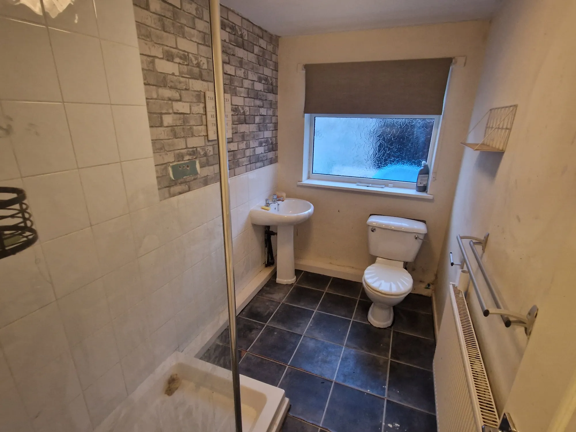 3 bed mid-terraced house to rent in Eton Hill Road, Manchester 4
