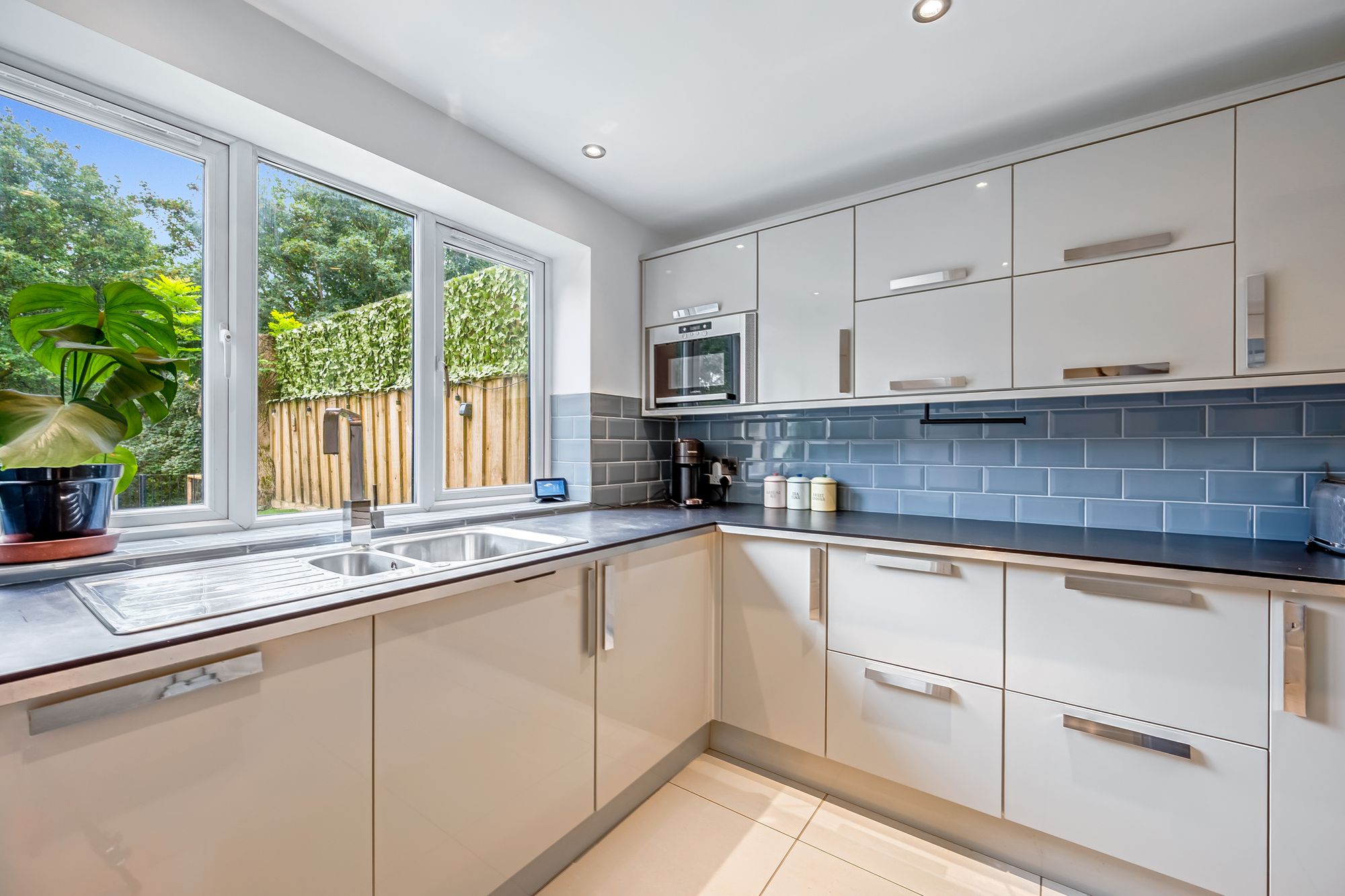 4 bed detached house for sale in Bradshaw Brow, Bolton 8