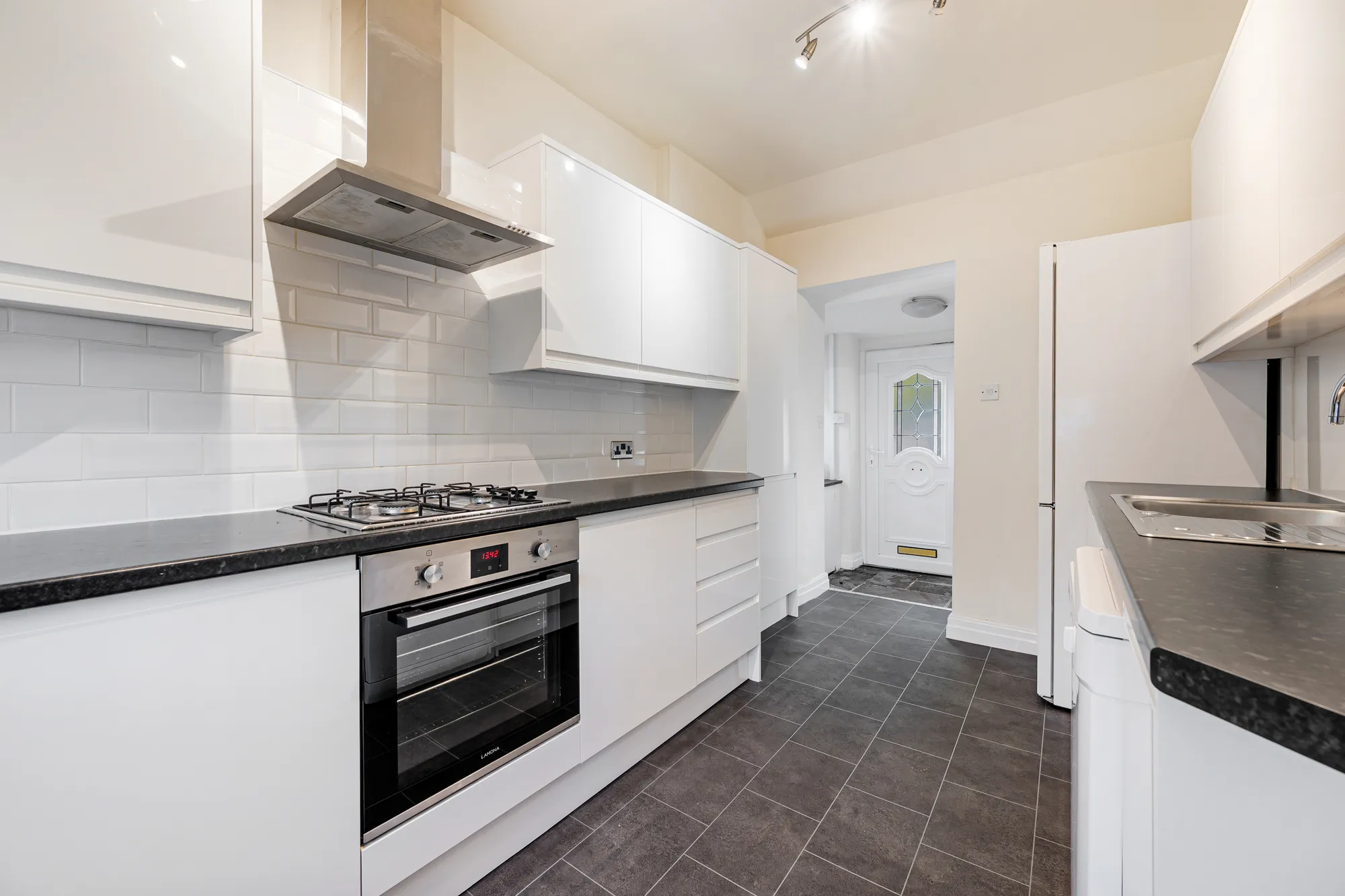 2 bed end of terrace house for sale in Overhouses, Bolton  - Property Image 3