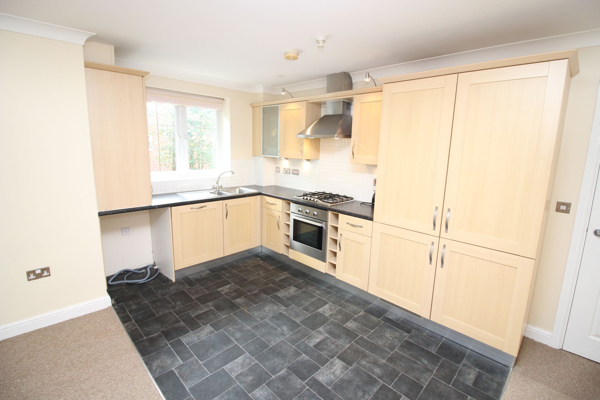 2 bed apartment to rent in Orchard Court, Bury 3
