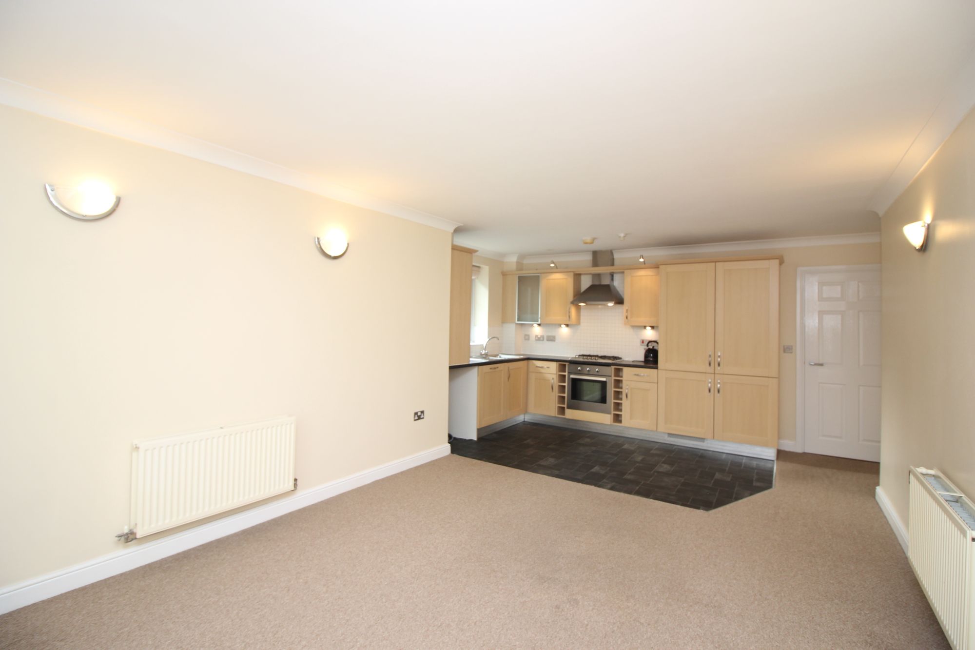 2 bed apartment to rent in Orchard Court, Bury  - Property Image 3