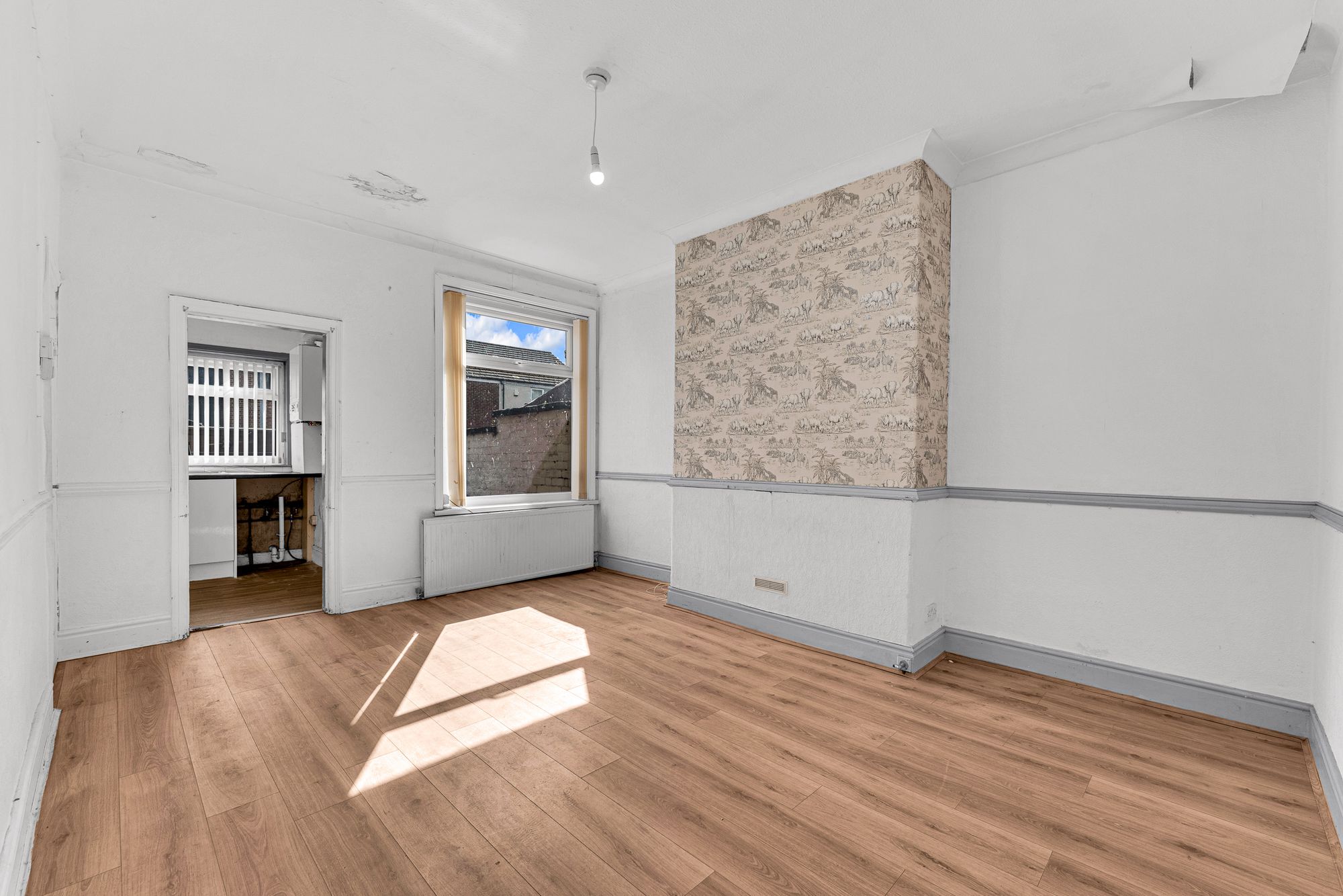 2 bed terraced house for sale in Chesham Road, Bury  - Property Image 2