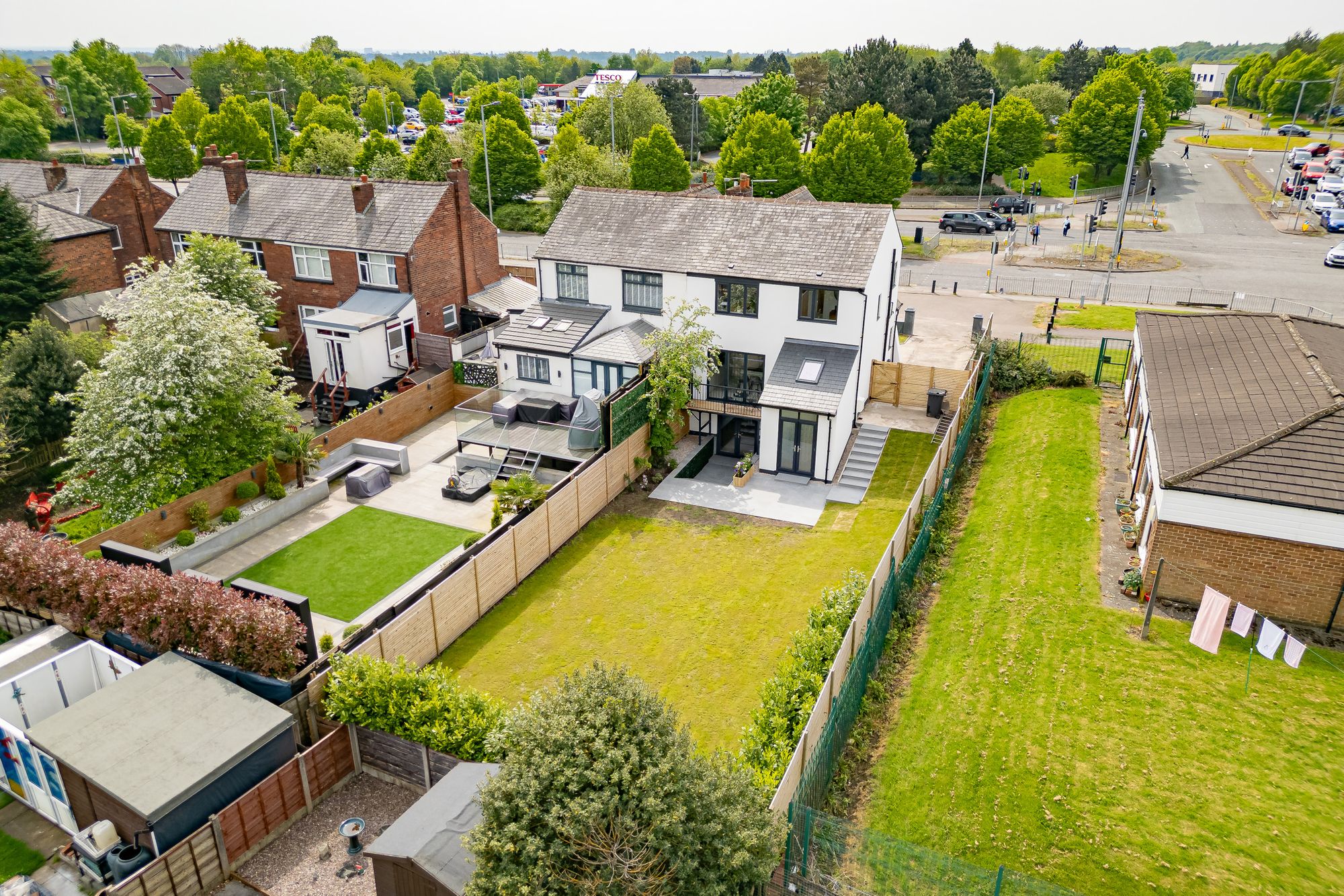 3 bed semi-detached house to rent in Bury New Road, Manchester  - Property Image 37