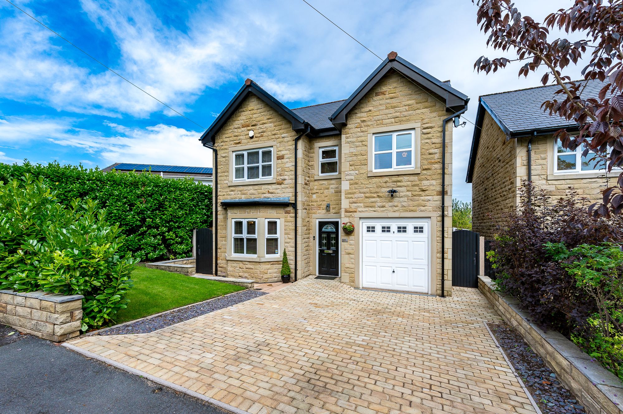 5 bed detached house for sale in Oaks Lane, Bolton  - Property Image 1