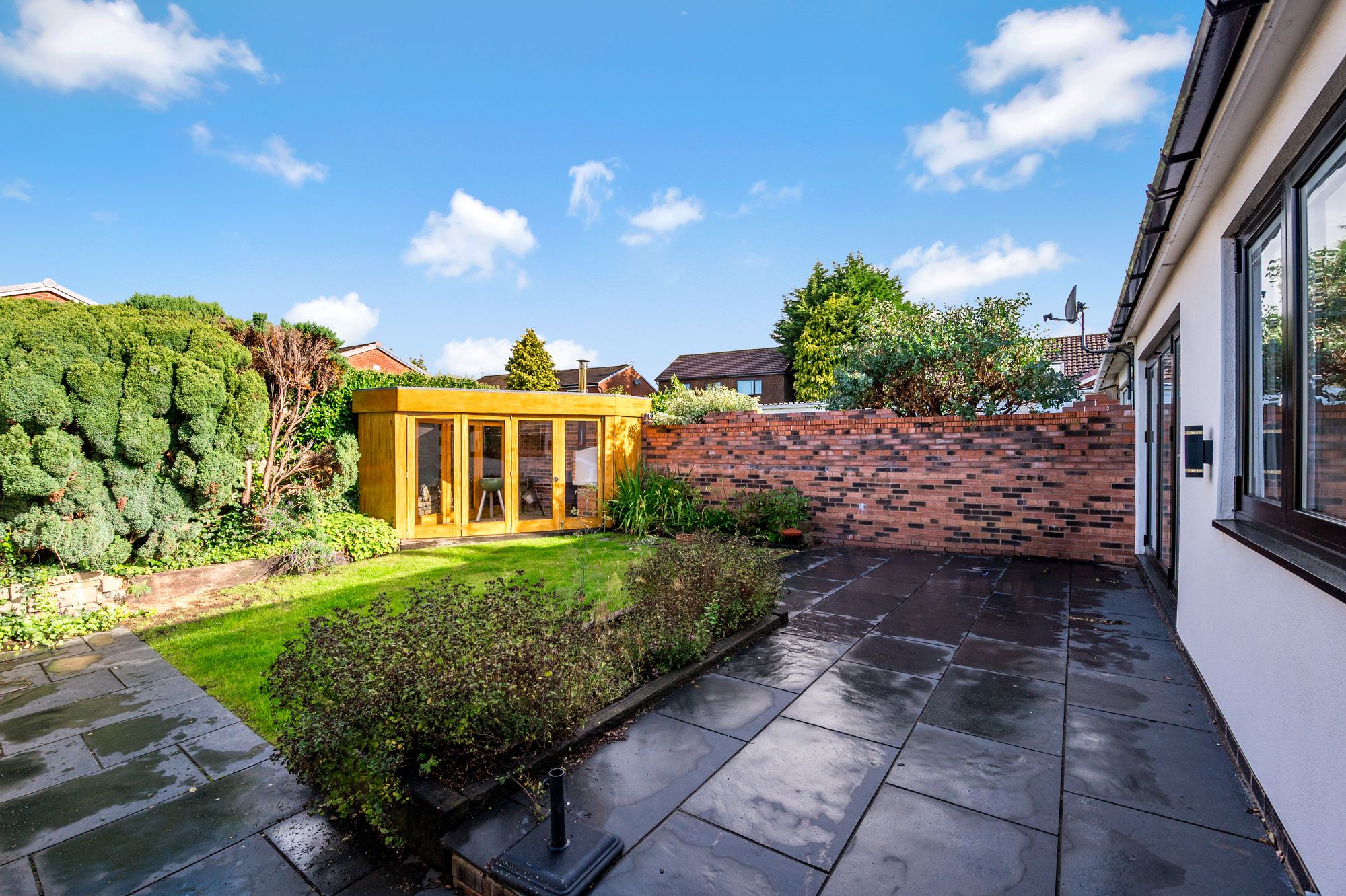 2 bed semi-detached bungalow to rent in New Heys Way, Bolton  - Property Image 4