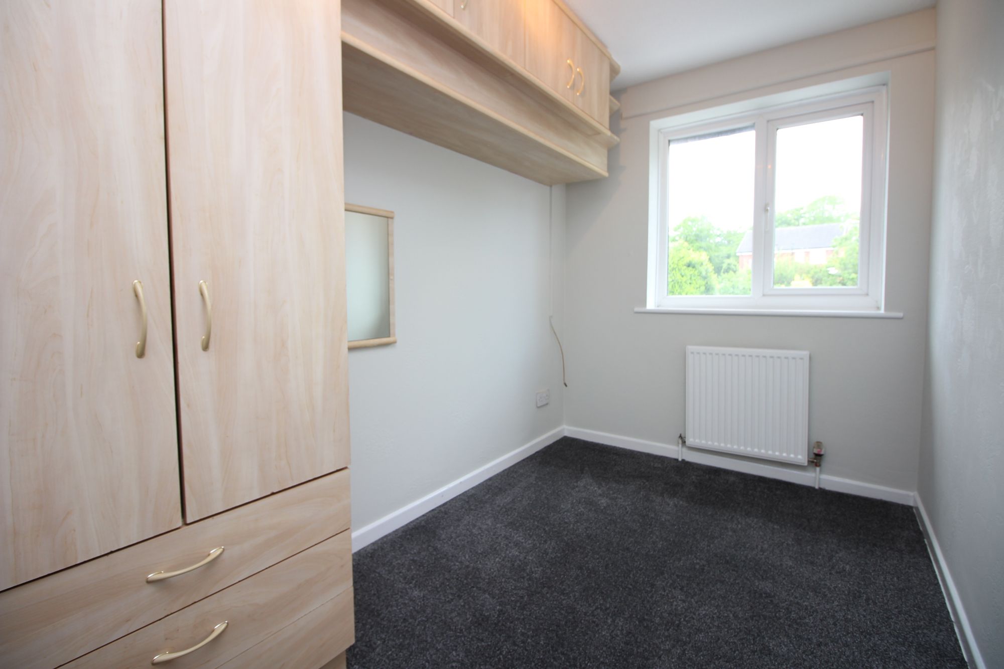 3 bed mid-terraced house to rent in Bampton Close, Bolton 10