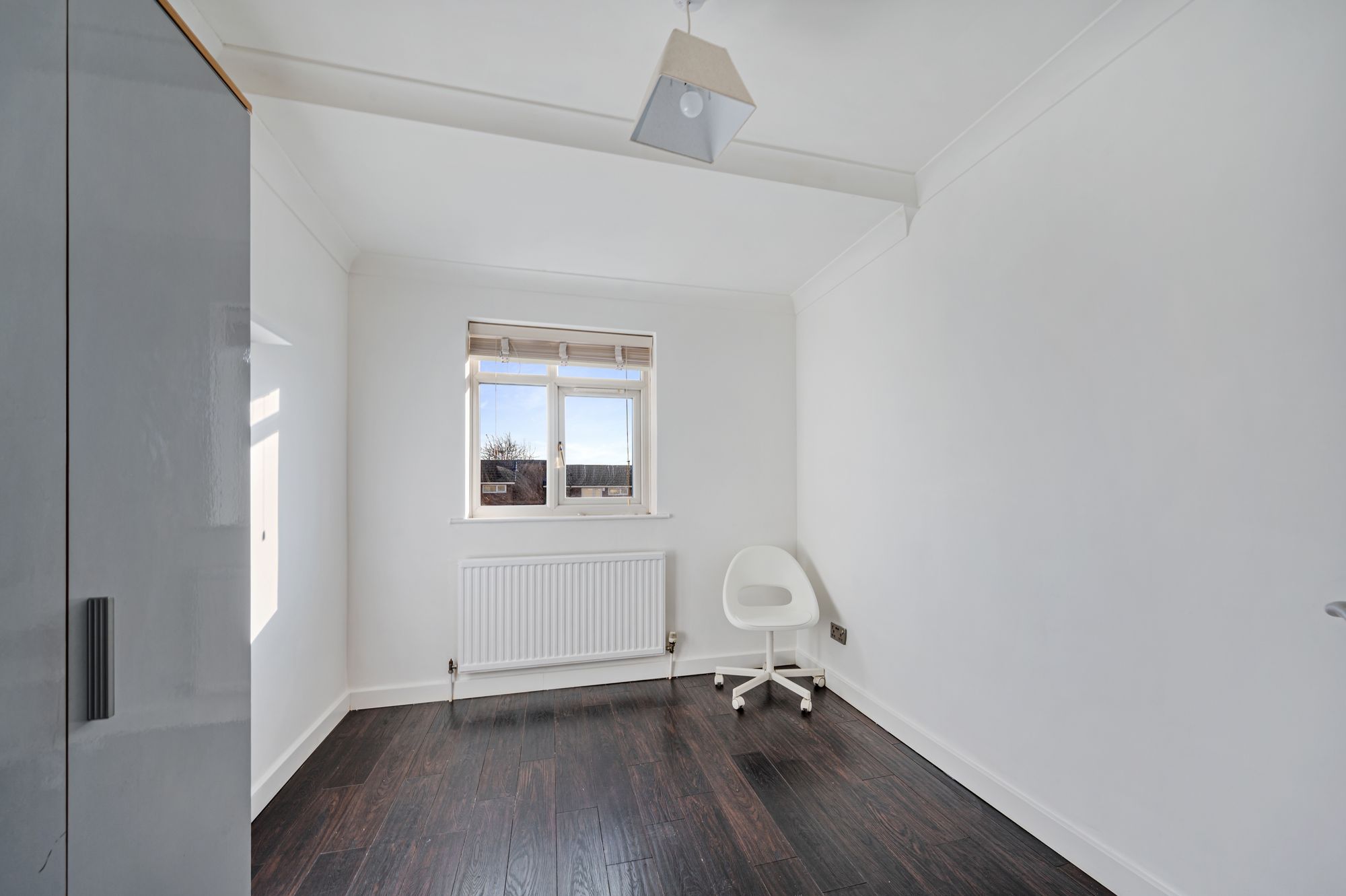 4 bed mid-terraced house to rent in Norbury Close, Manchester 14