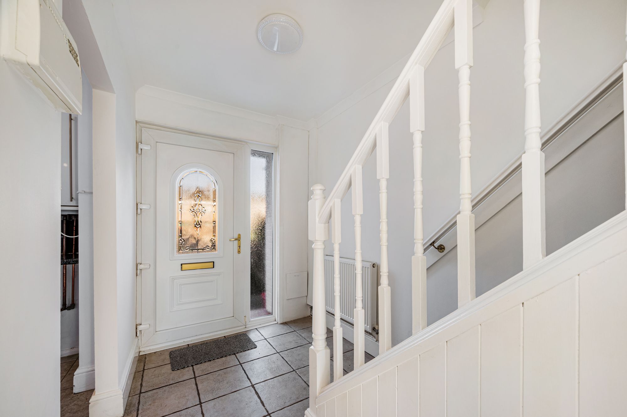 4 bed mid-terraced house to rent in Norbury Close, Manchester 4