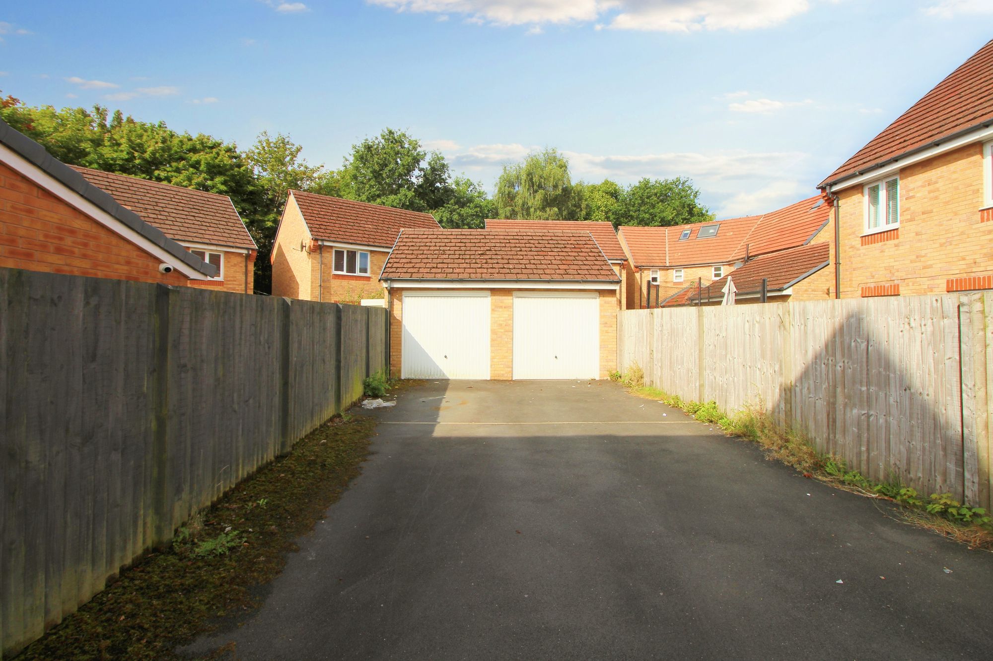 3 bed detached house to rent in Irvine Walk, Salford 18
