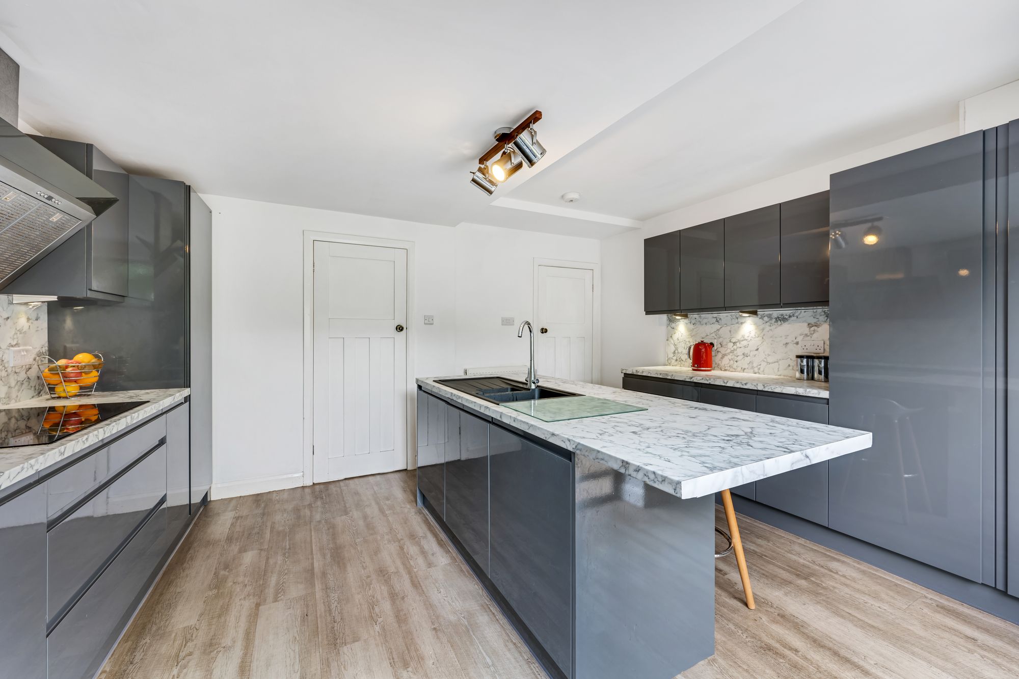 4 bed semi-detached house for sale in Castle Road, Bury  - Property Image 10