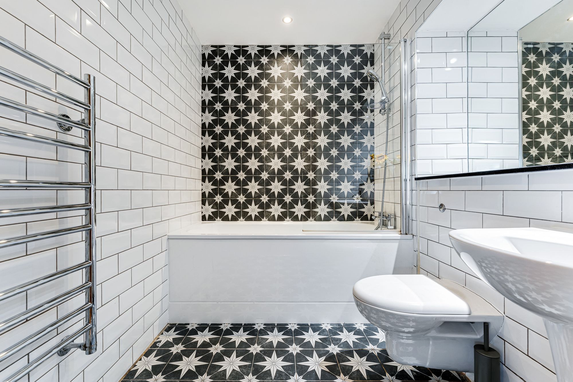 1 bed flat for sale in St. Johns Gardens, Bury 13