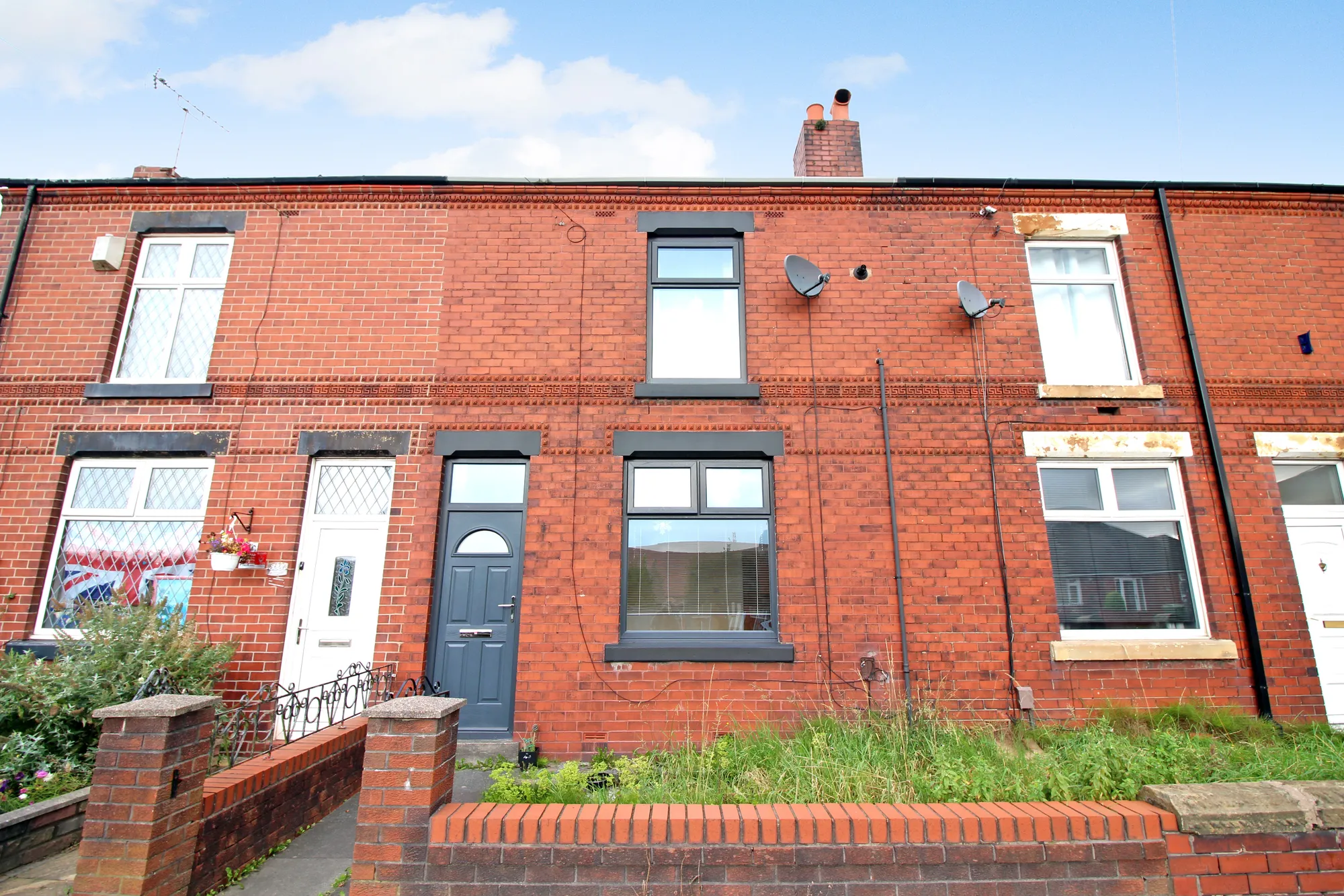 2 bed terraced house to rent in Wigan Road, Bolton  - Property Image 1