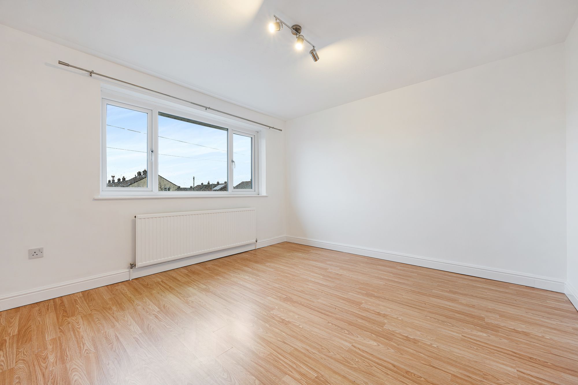 2 bed terraced house to rent in Coniston Avenue, Manchester  - Property Image 13