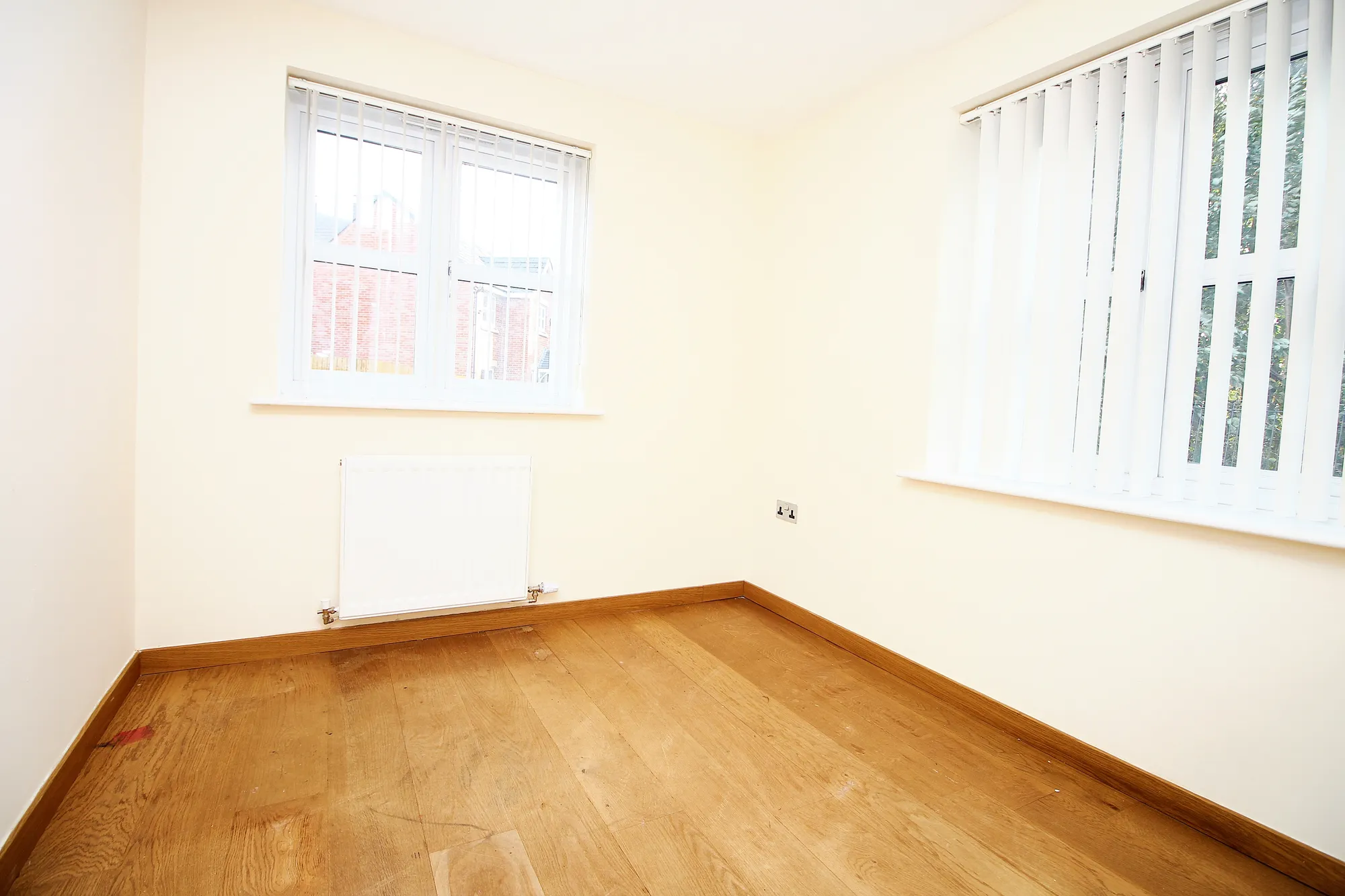 4 bed detached house to rent in Blyton Lane, Salford 7