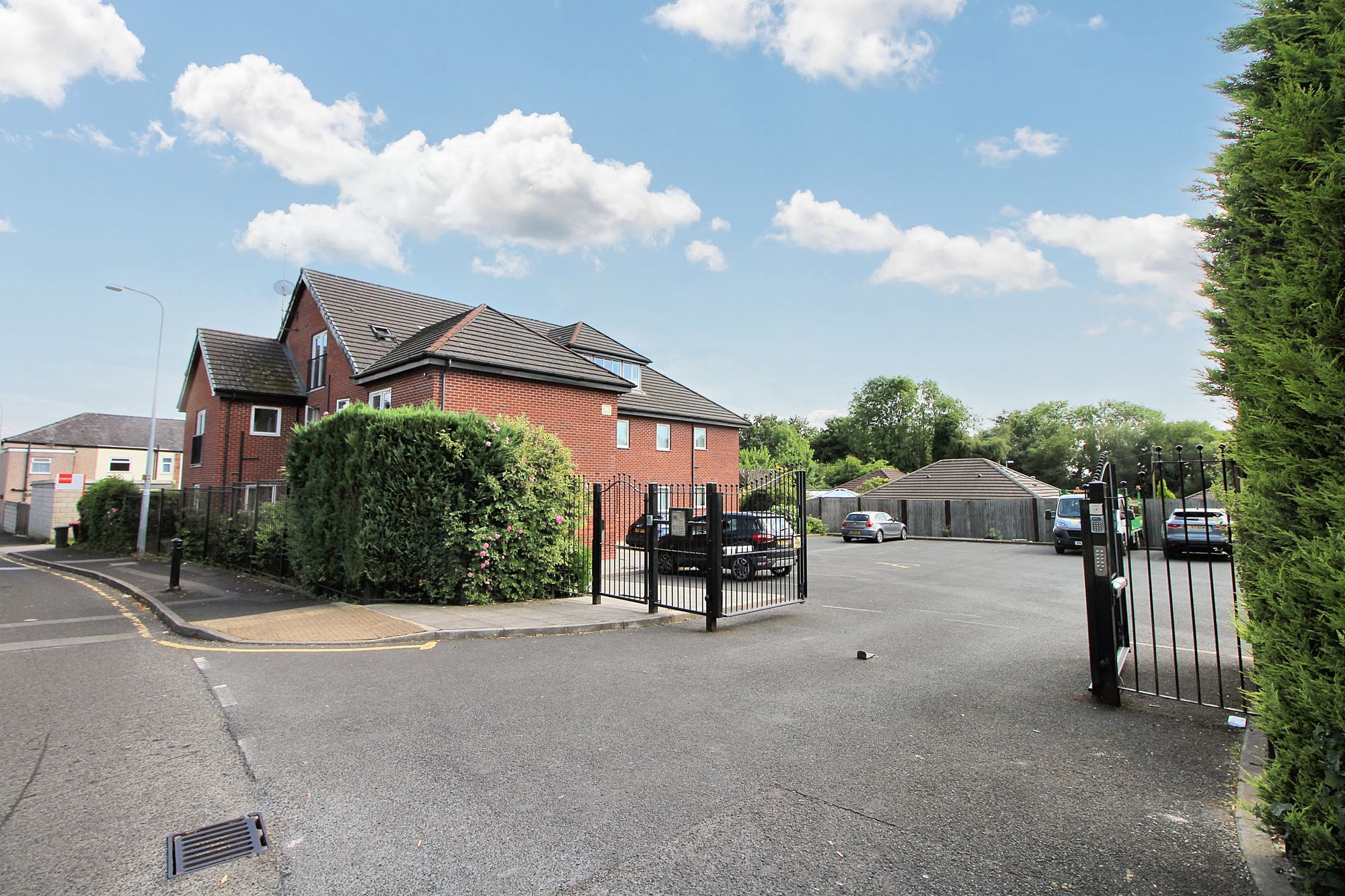 2 bed apartment to rent in Prescott Street, Manchester  - Property Image 4