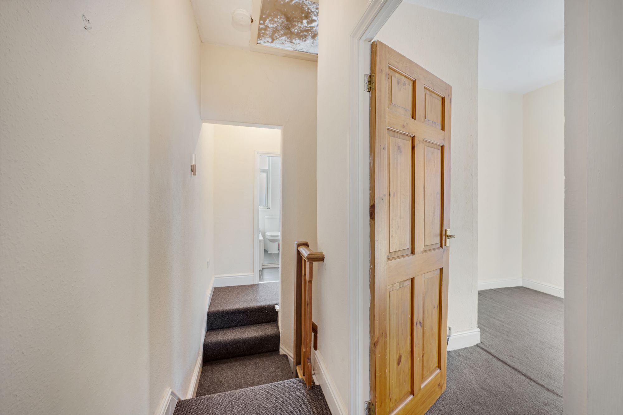 3 bed semi-detached house to rent in Longmead Road, Salford 14