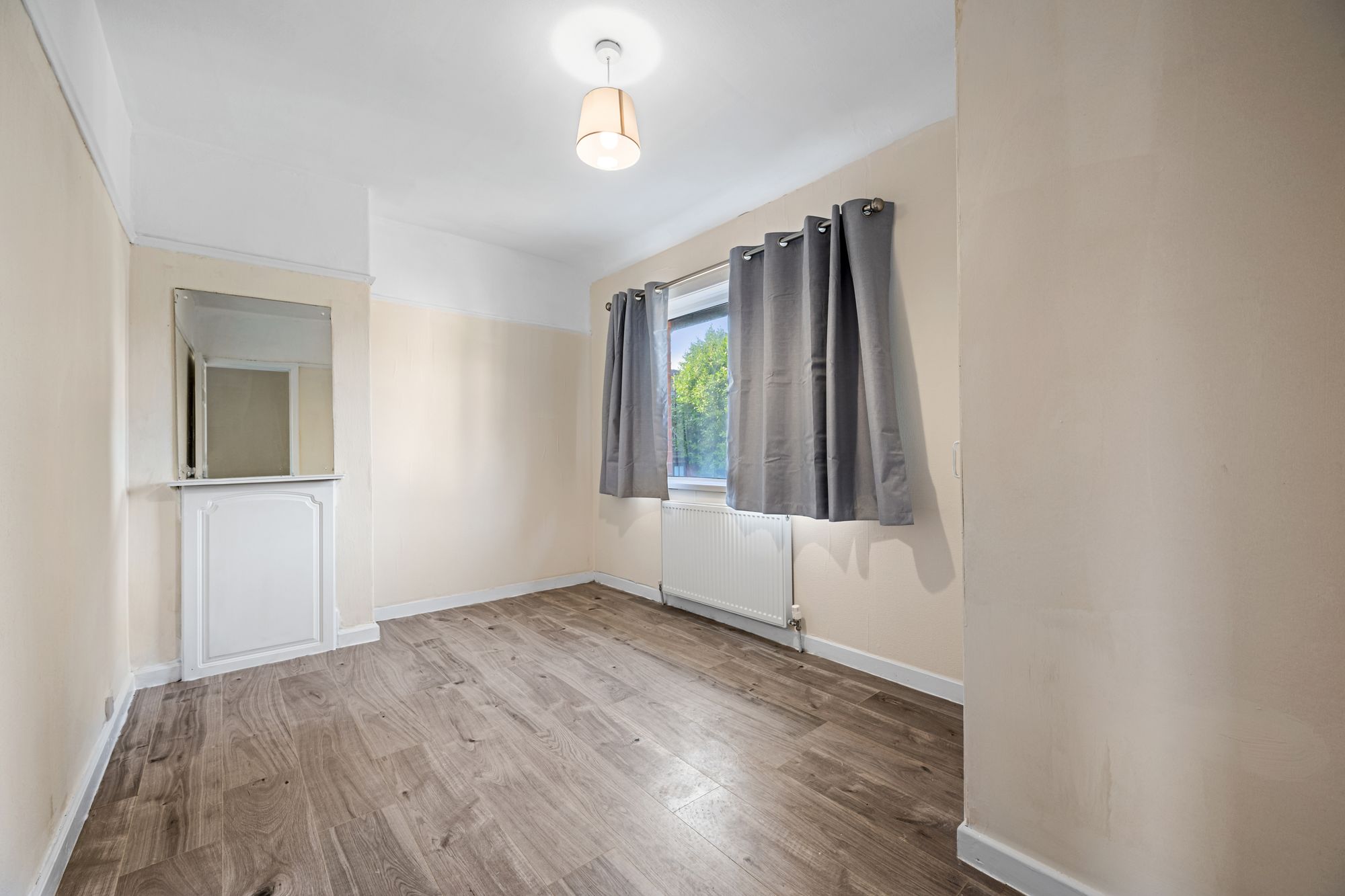 3 bed mid-terraced house to rent in Stirling Grove, Manchester 10