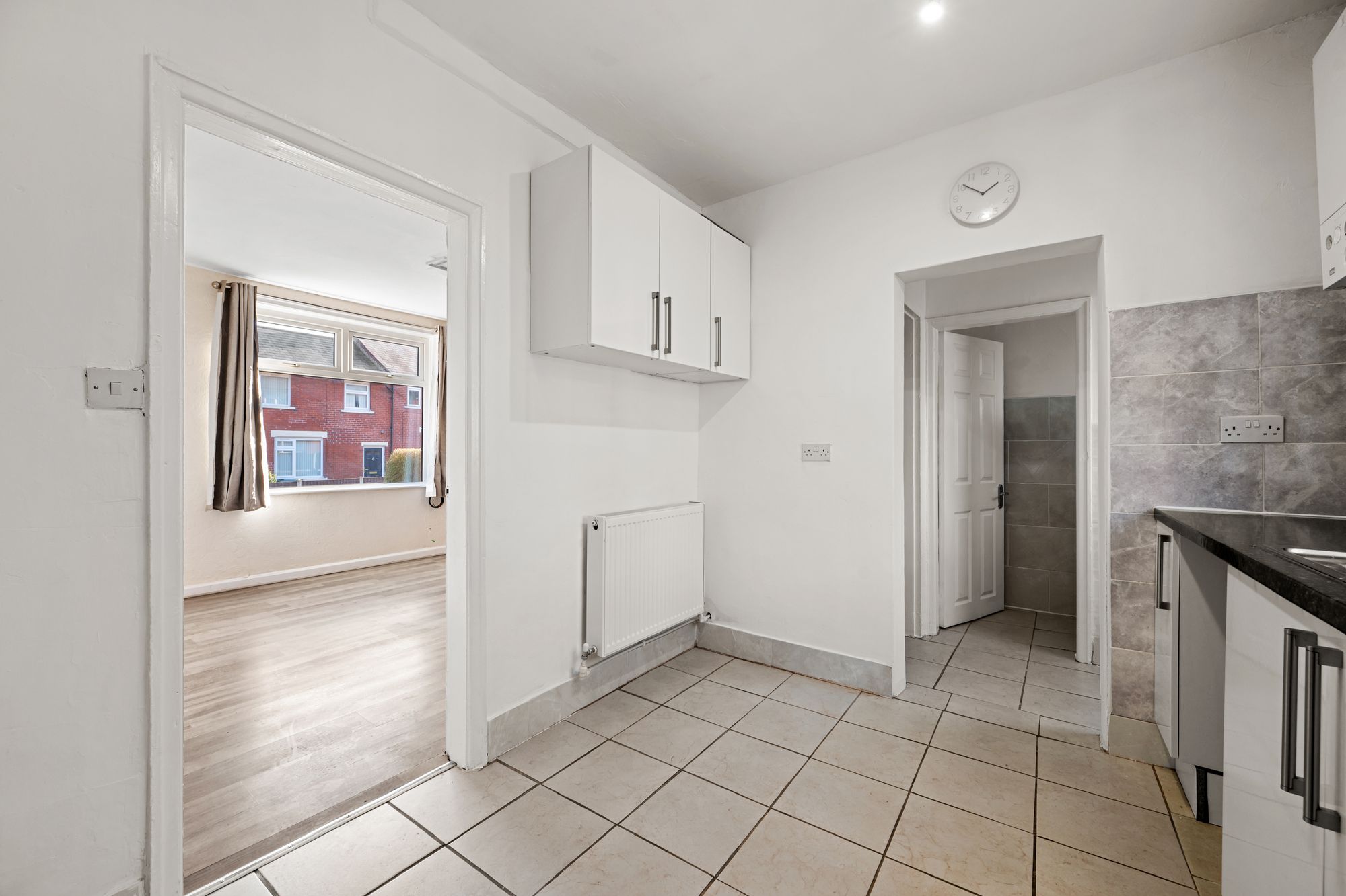 3 bed mid-terraced house to rent in Stirling Grove, Manchester 5