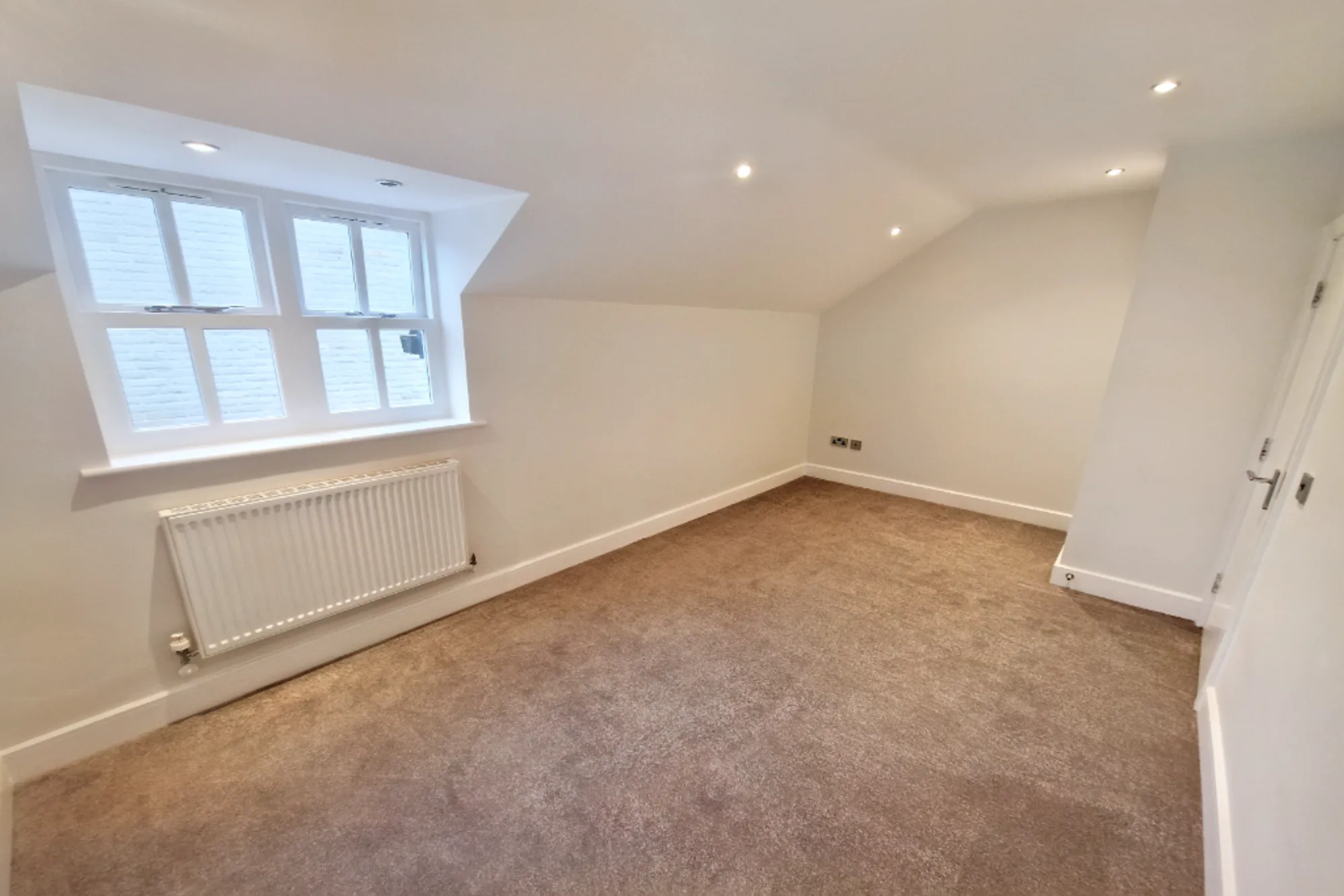 2 bed apartment to rent in St. Johns Court, Bury 6