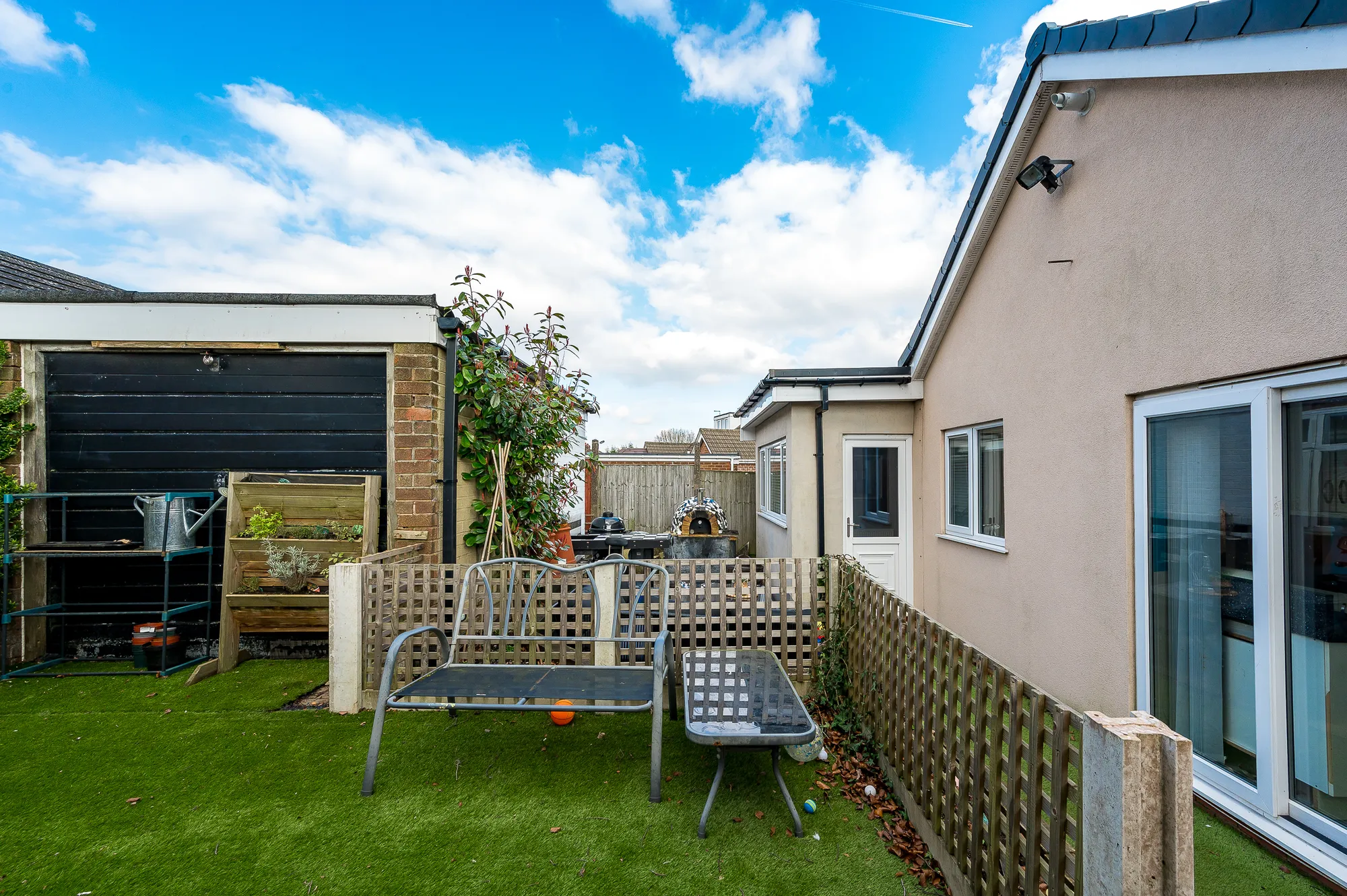 3 bed semi-detached bungalow for sale in Sandy Close, Bury  - Property Image 36