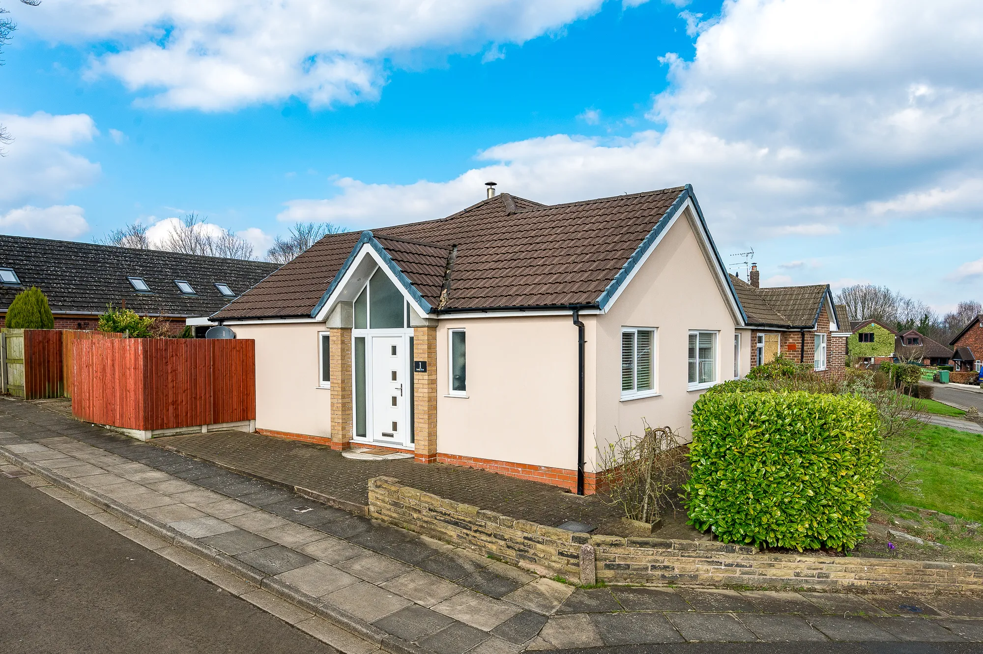 3 bed semi-detached bungalow for sale in Sandy Close, Bury  - Property Image 39