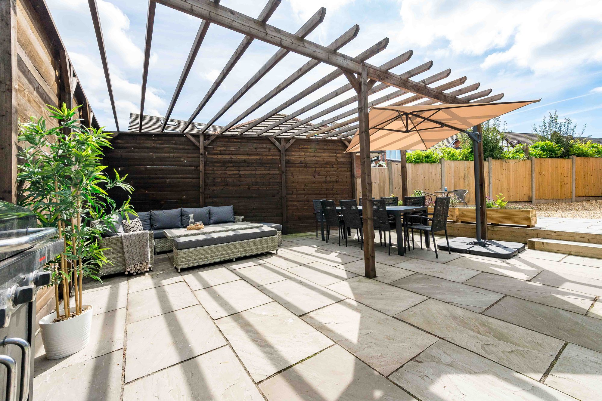 5 bed detached house for sale in Vale Coppice, Bury 35