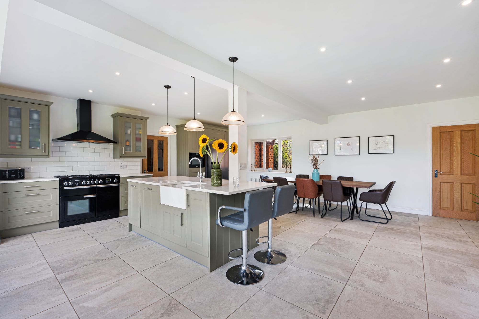 5 bed detached house for sale in Vale Coppice, Bury 8