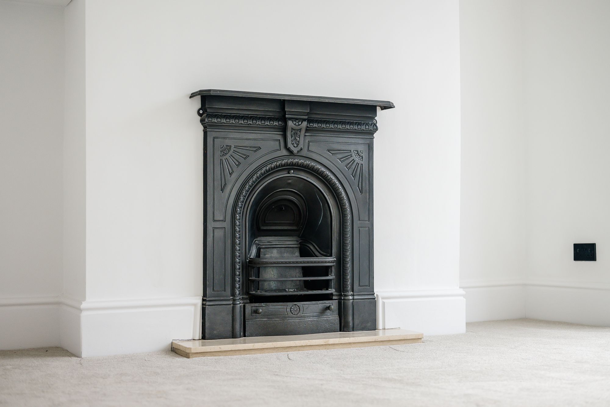 4 bed terraced house for sale in Shilton Street, Bury 5