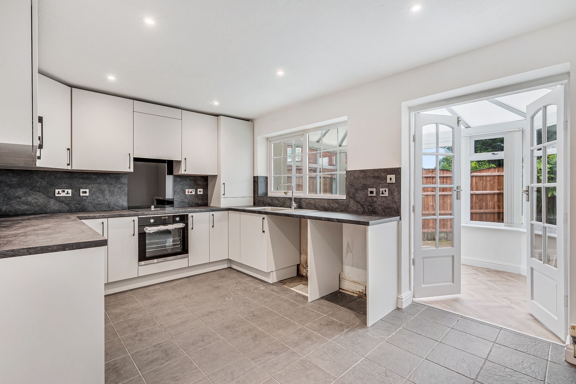 3 bed semi-detached house to rent in Stonechat Close, Manchester 2