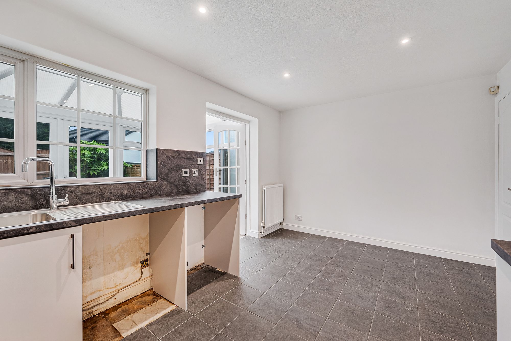 3 bed semi-detached house to rent in Stonechat Close, Manchester 7