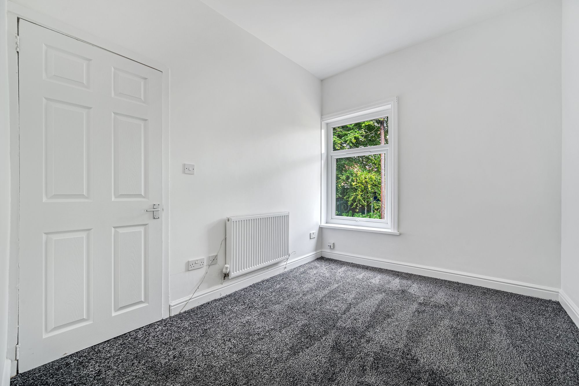 2 bed house for sale in Tonge Moor Road, Bolton  - Property Image 10