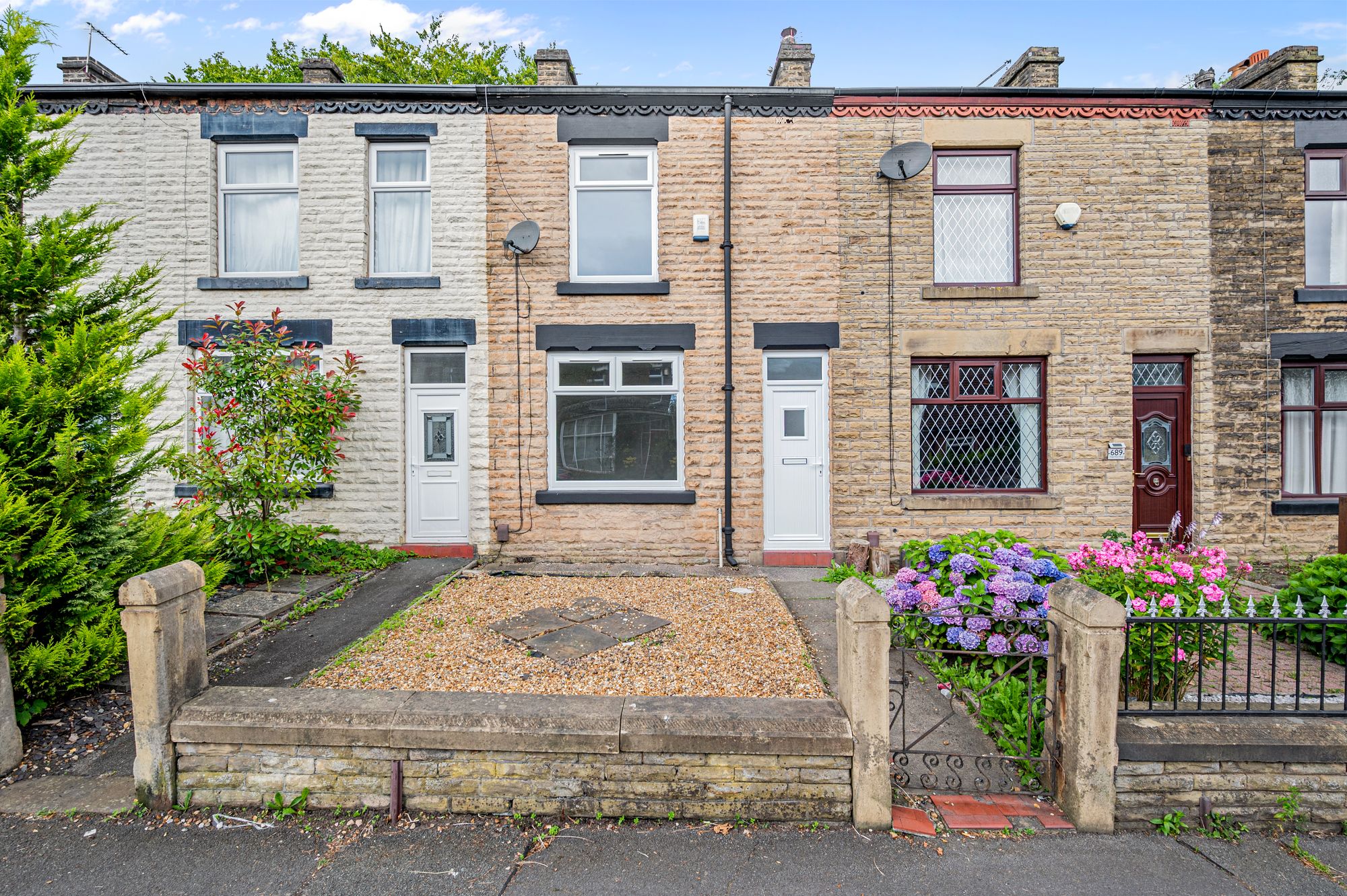 2 bed terraced house for sale in Tonge Moor Road, Bolton  - Property Image 1