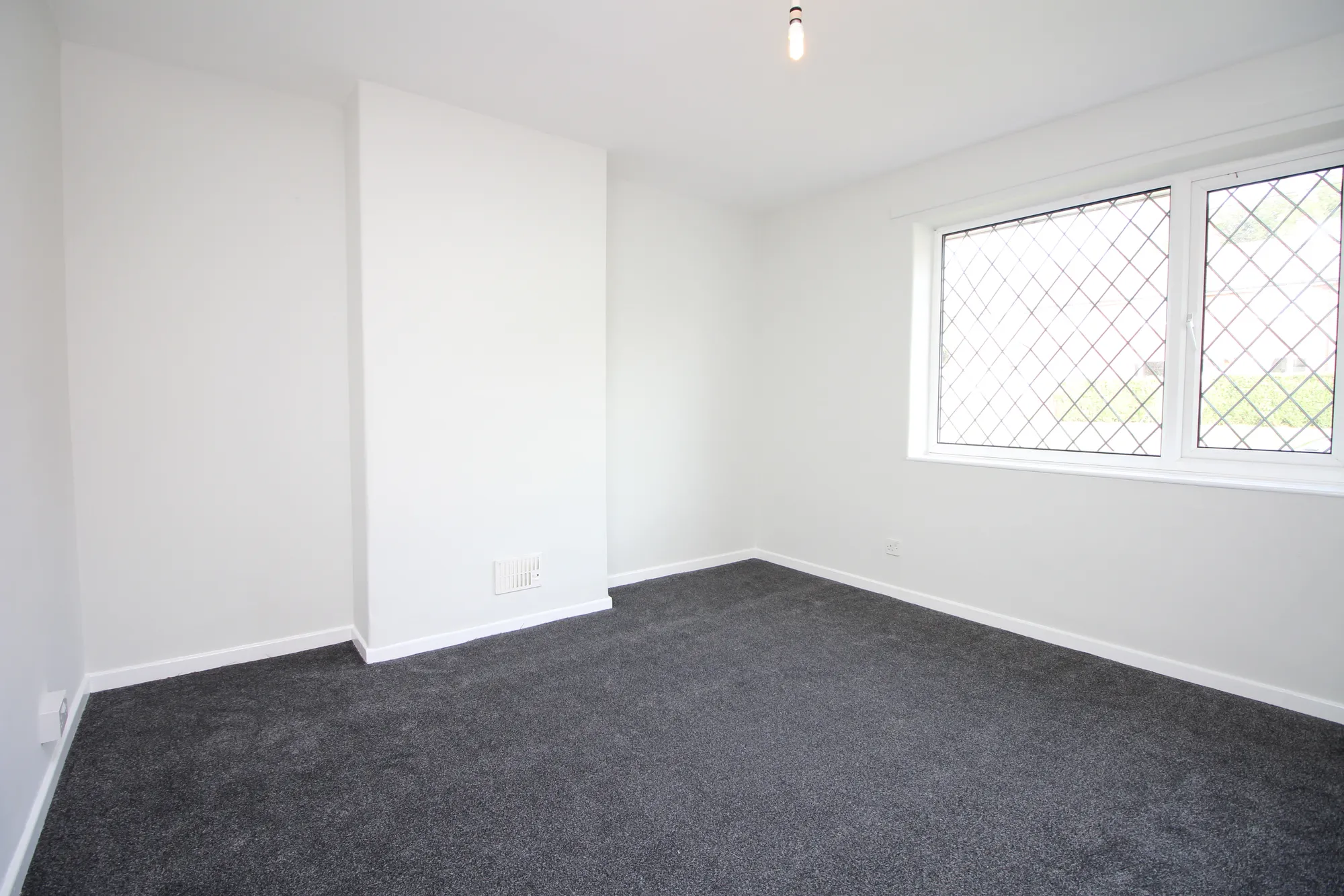3 bed terraced house to rent in Brunswick Avenue, Bolton 7