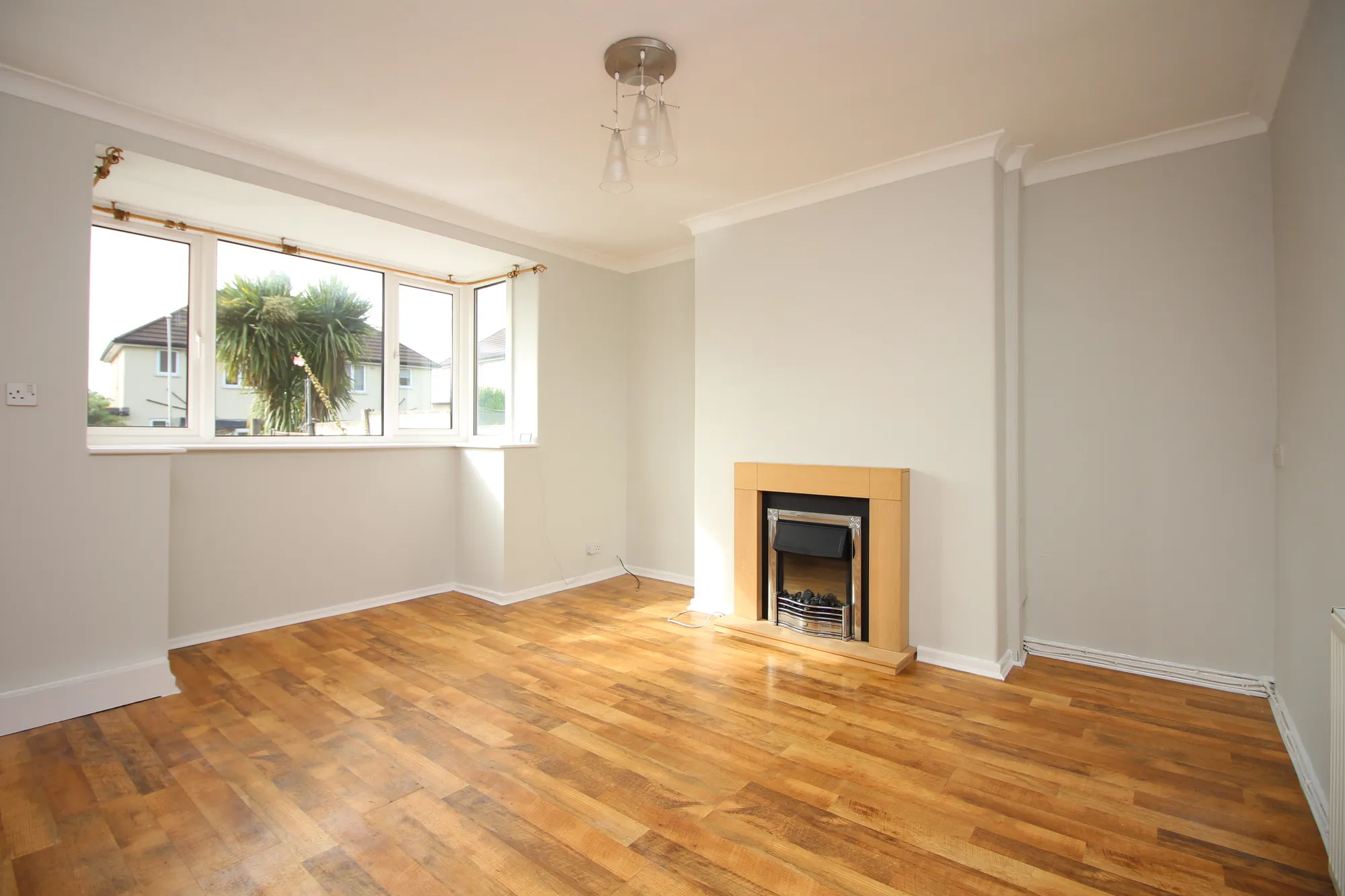 3 bed terraced house to rent in Brunswick Avenue, Bolton  - Property Image 3