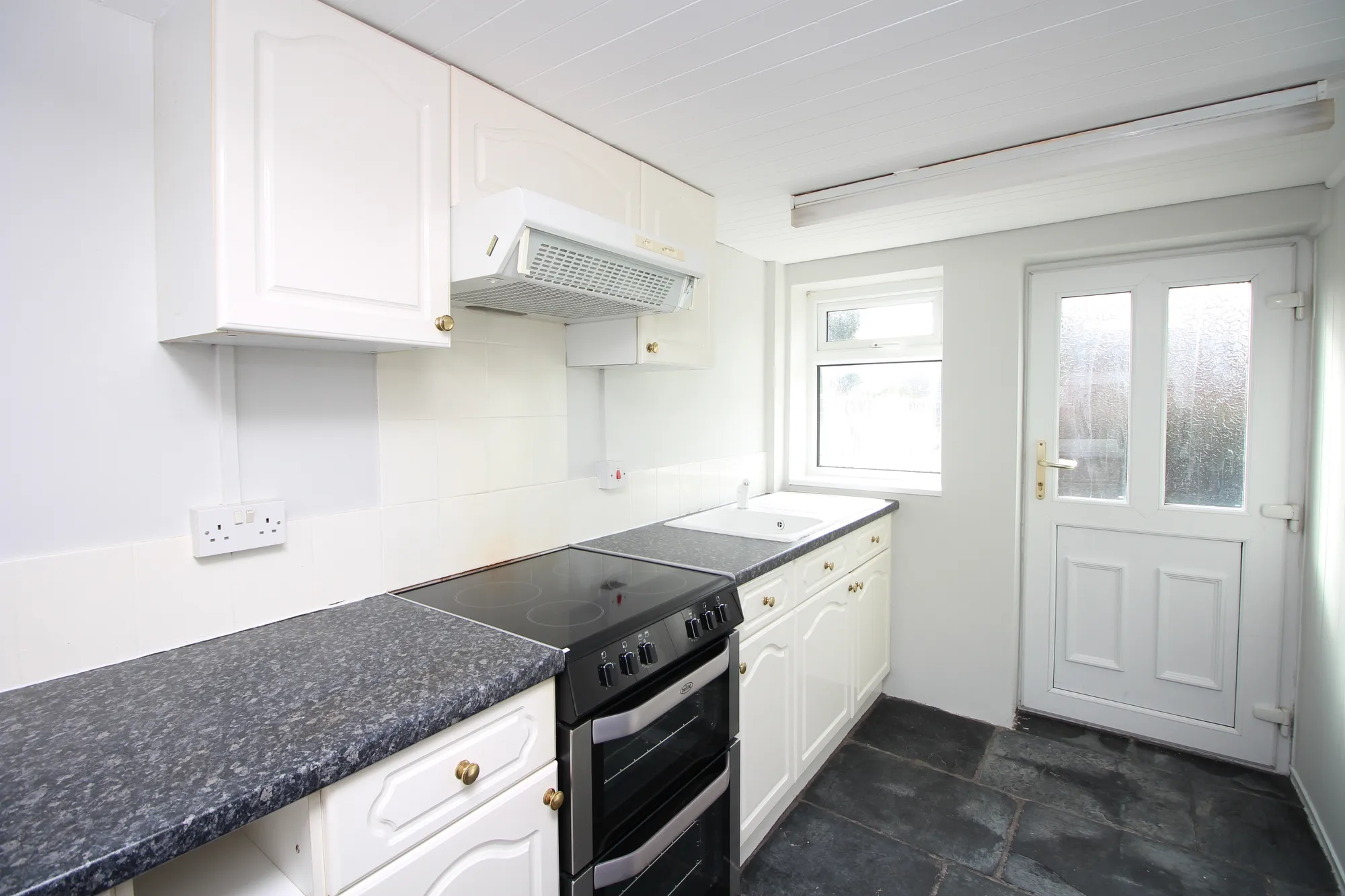 3 bed terraced house to rent in Brunswick Avenue, Bolton  - Property Image 6