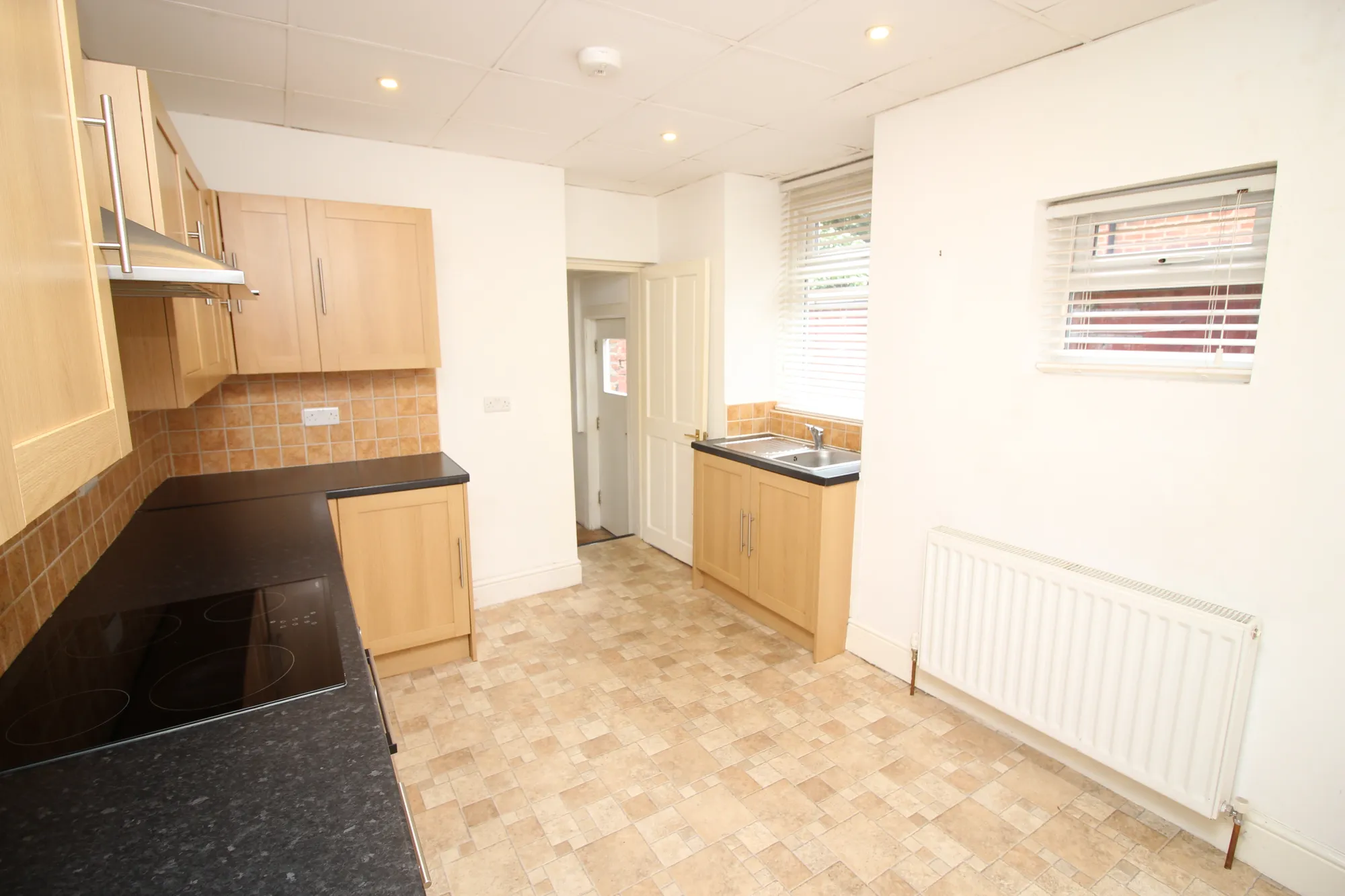 3 bed end of terrace house to rent in Elleray Road, Salford  - Property Image 5