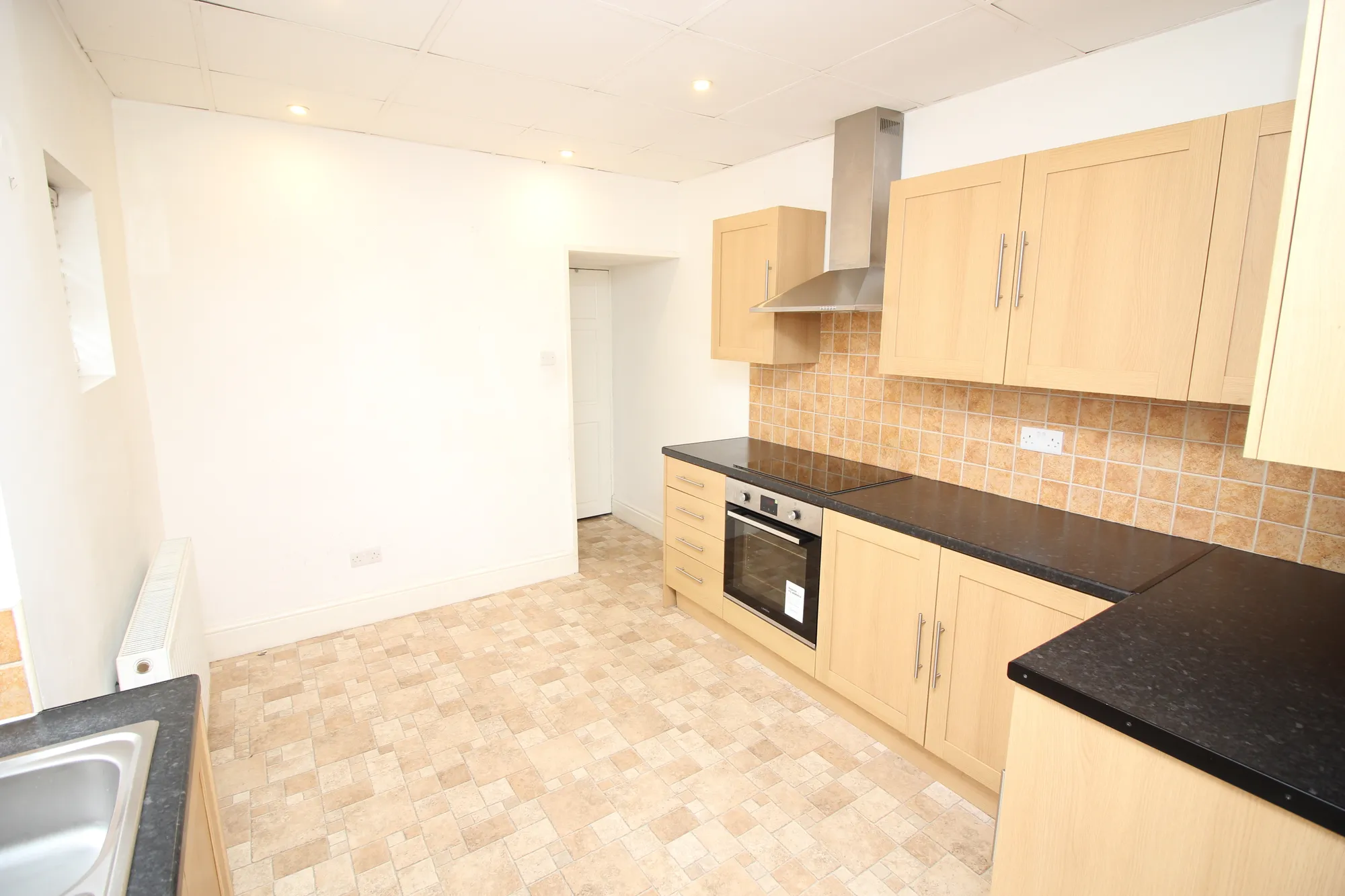 3 bed end of terrace house to rent in Elleray Road, Salford  - Property Image 6