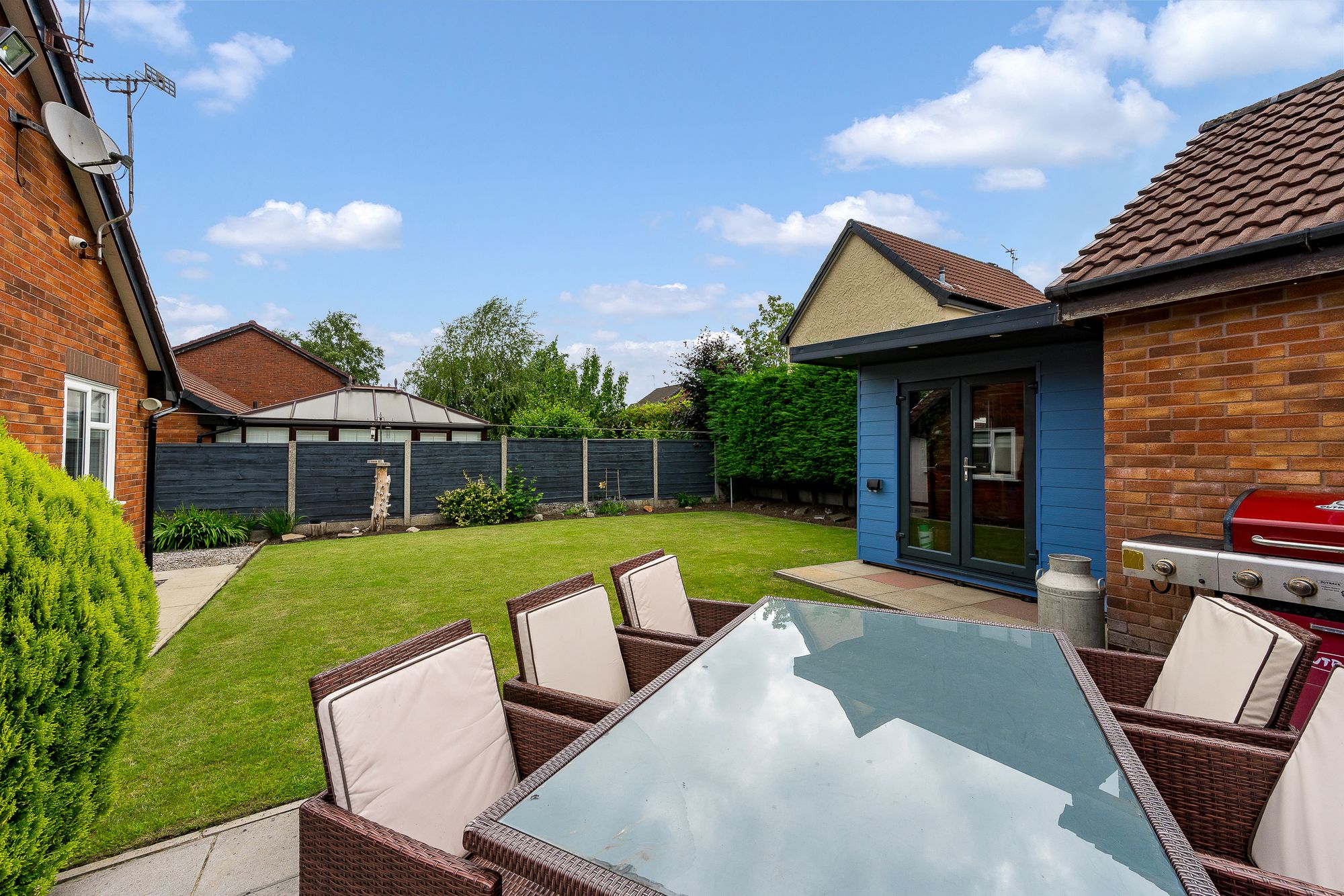 3 bed detached bungalow for sale in Fernside, Manchester  - Property Image 21