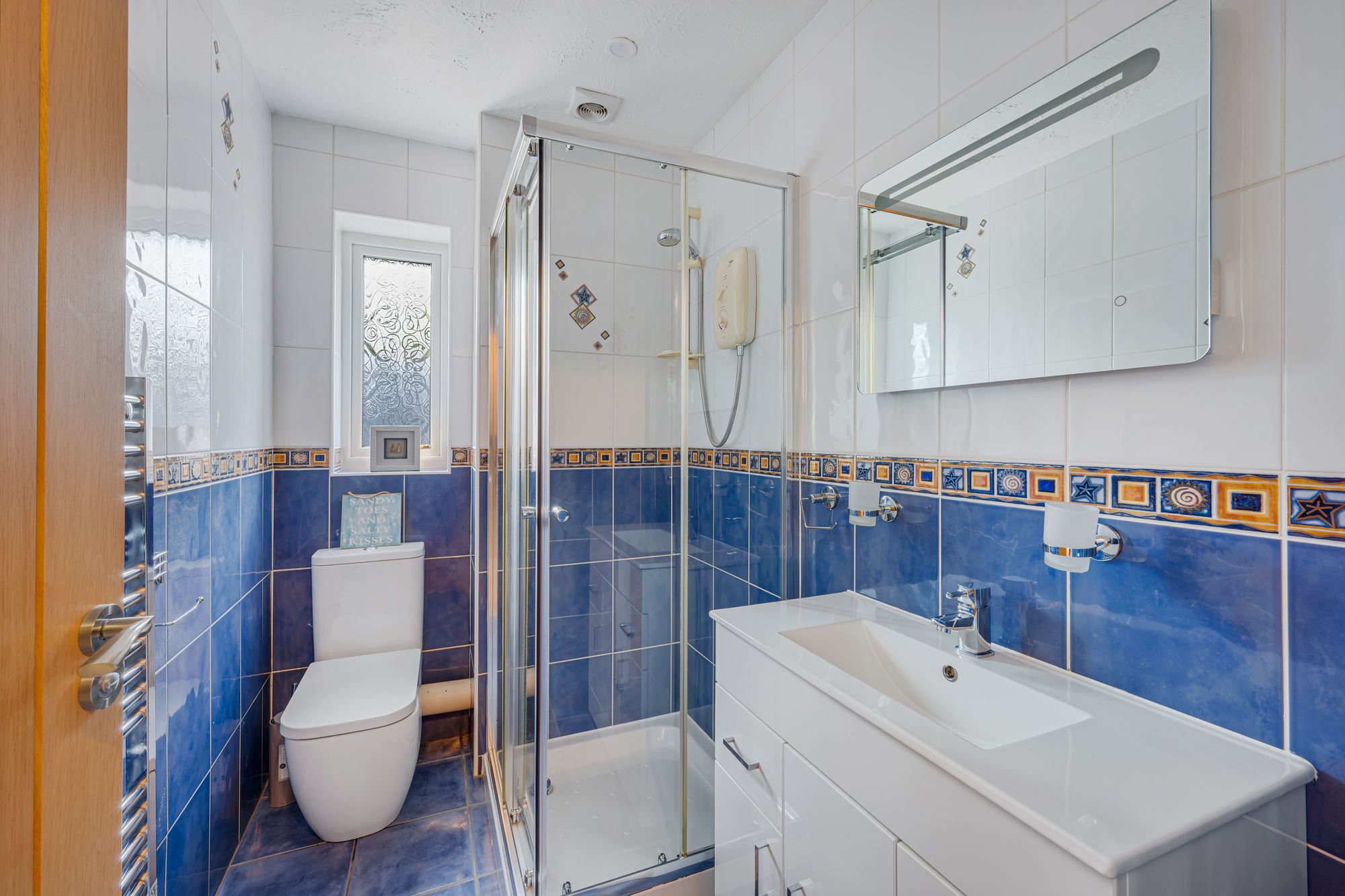 3 bed detached bungalow for sale in Fernside, Manchester  - Property Image 14