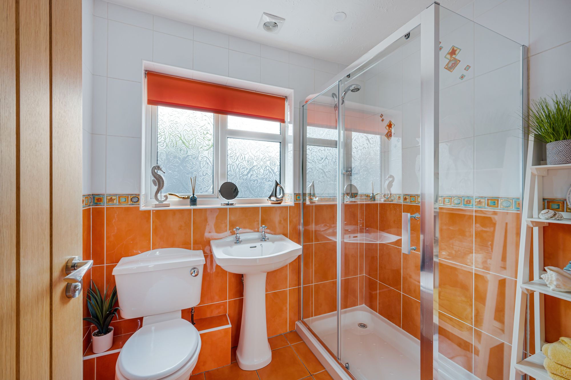 3 bed detached bungalow for sale in Fernside, Manchester  - Property Image 18